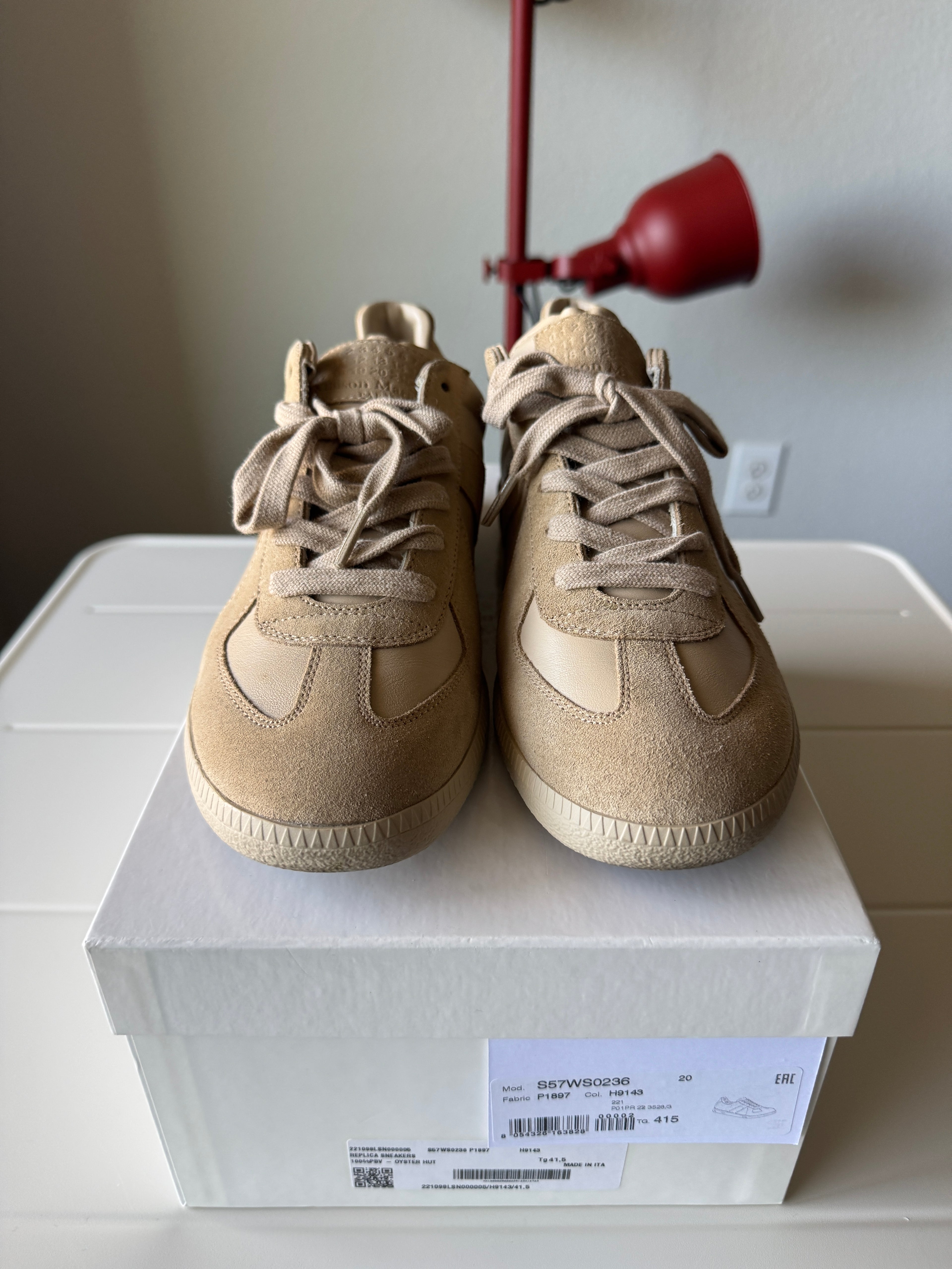 Maison Margiela Beige Gats 41.5/8.5