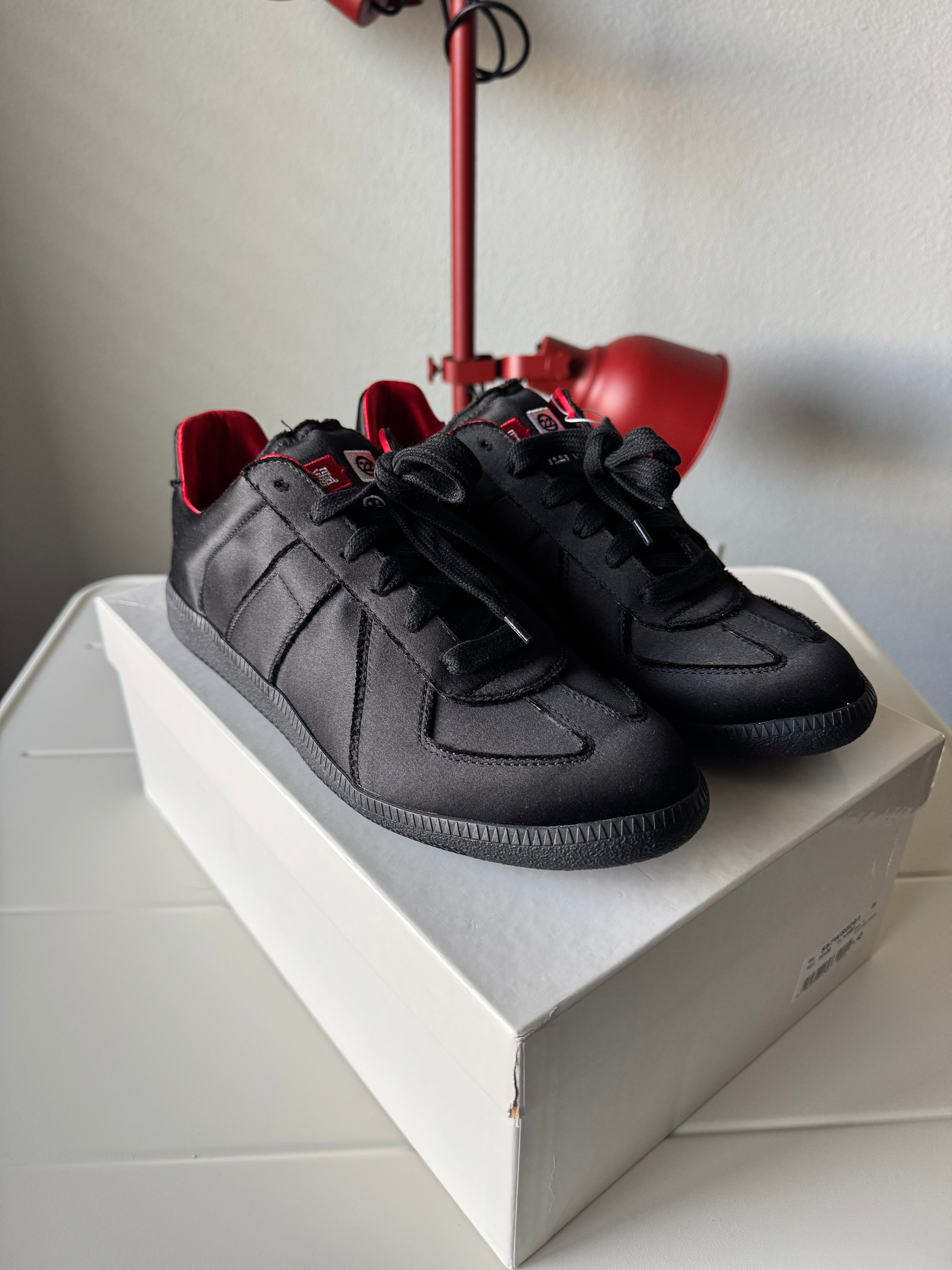 Maison Margiela Satin Black Gats 43/10