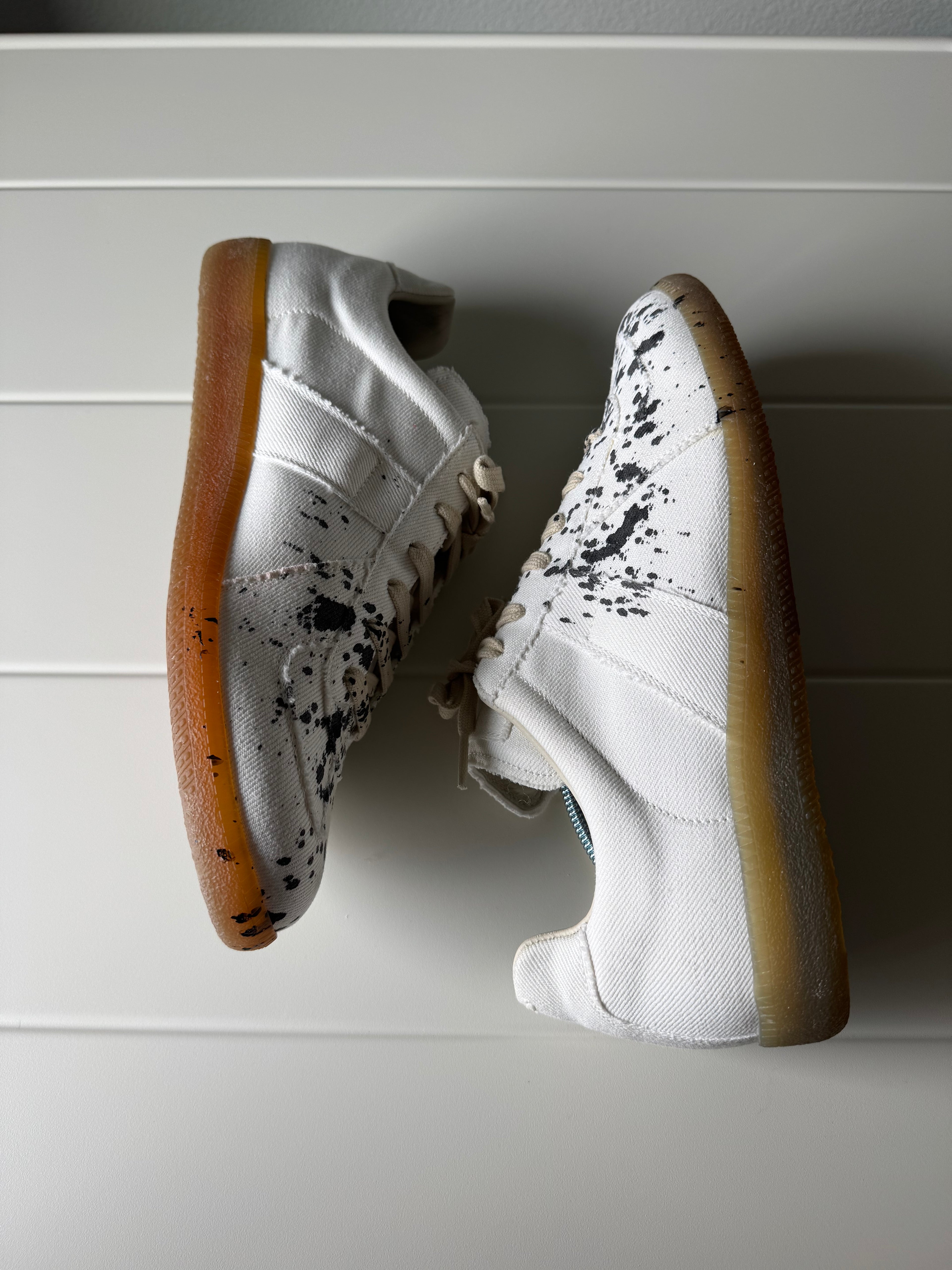 Maison Margiela White Canvas Paint Splatter Gats 42.5/9.5