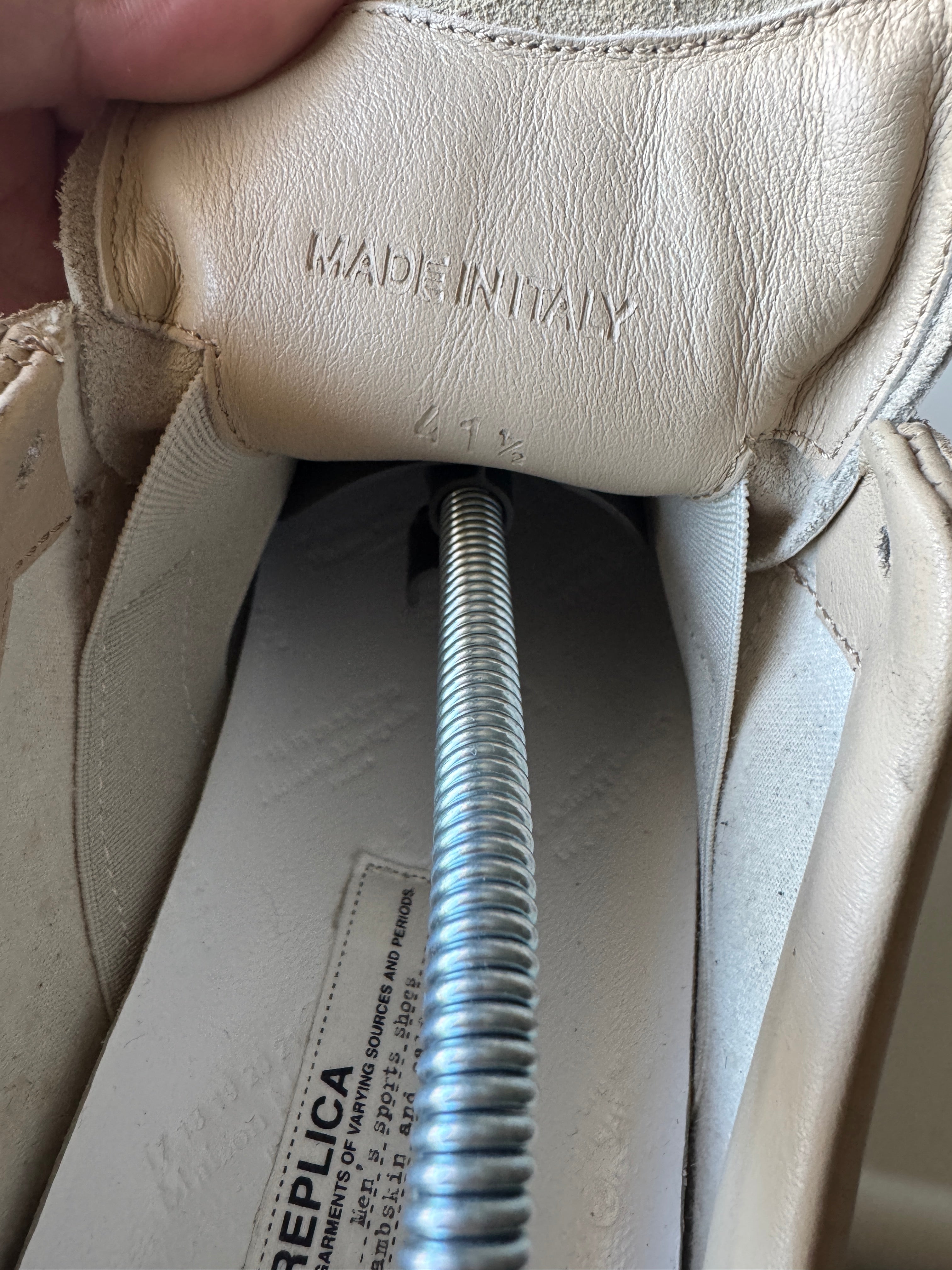 Maison Margiela Beige Gats 41.5/8.5