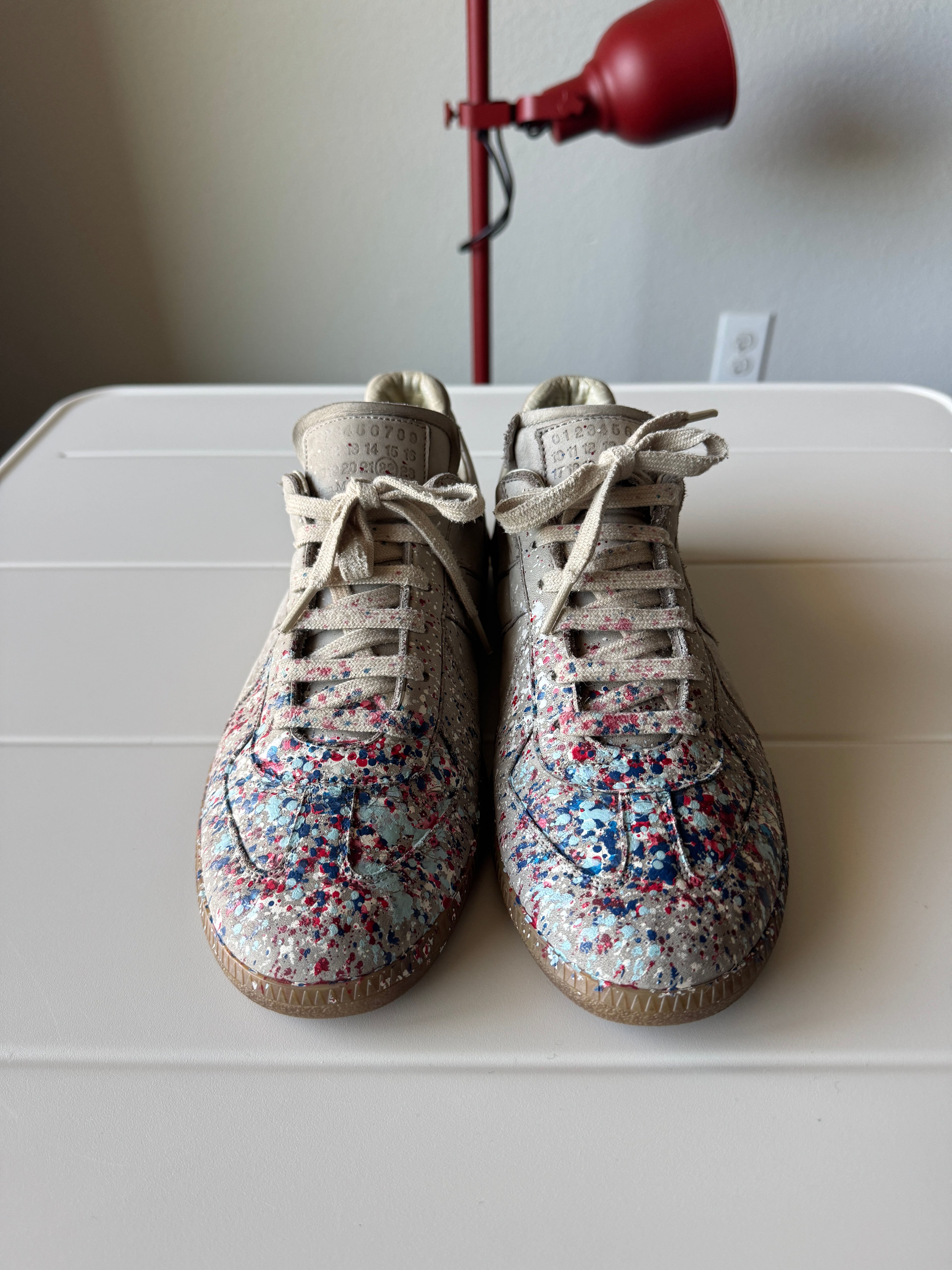 Maison Margiela Grey Paint Splatter Gats 42/9