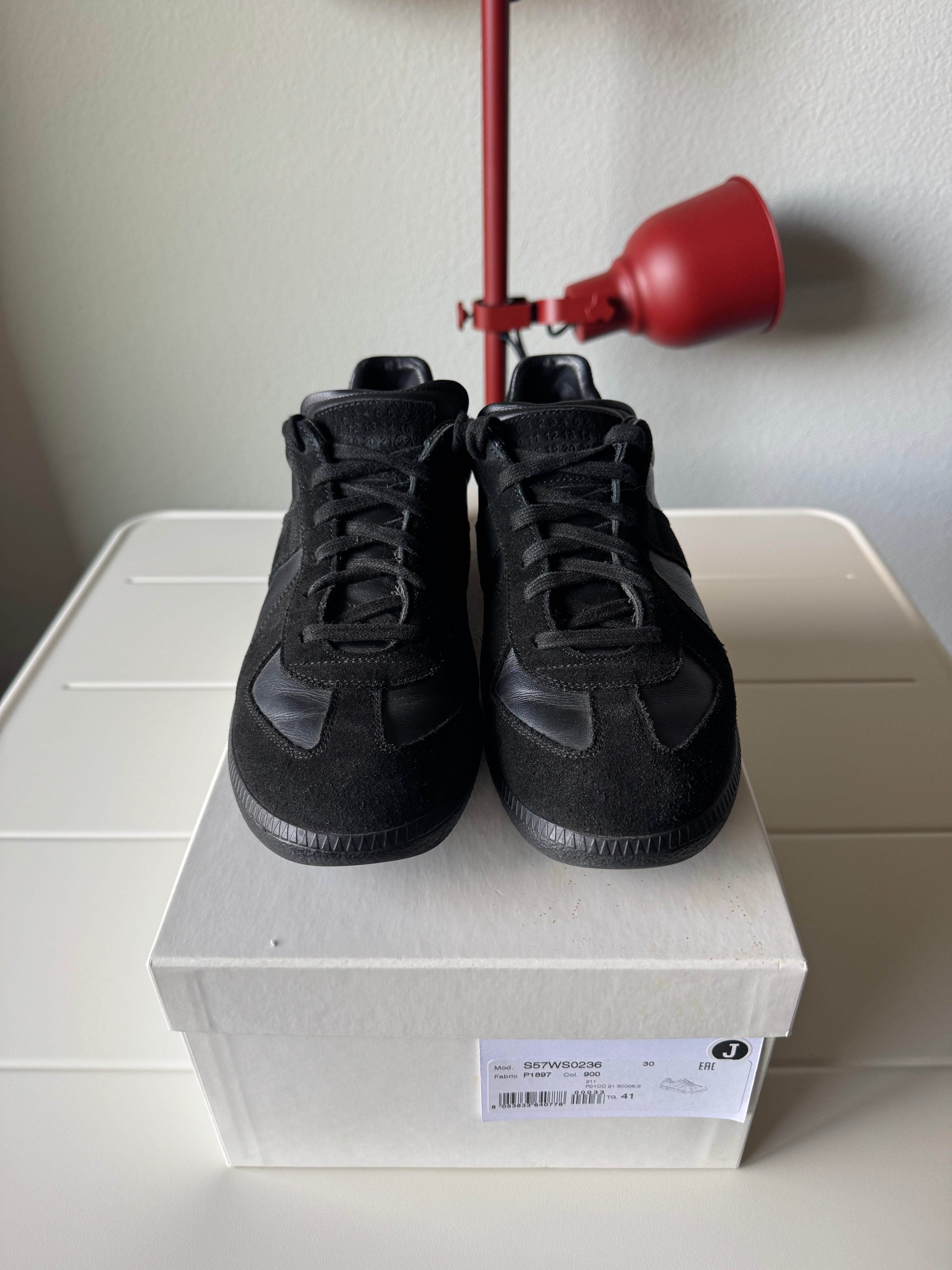 Maison Margiela Triple Black Gats 41/8