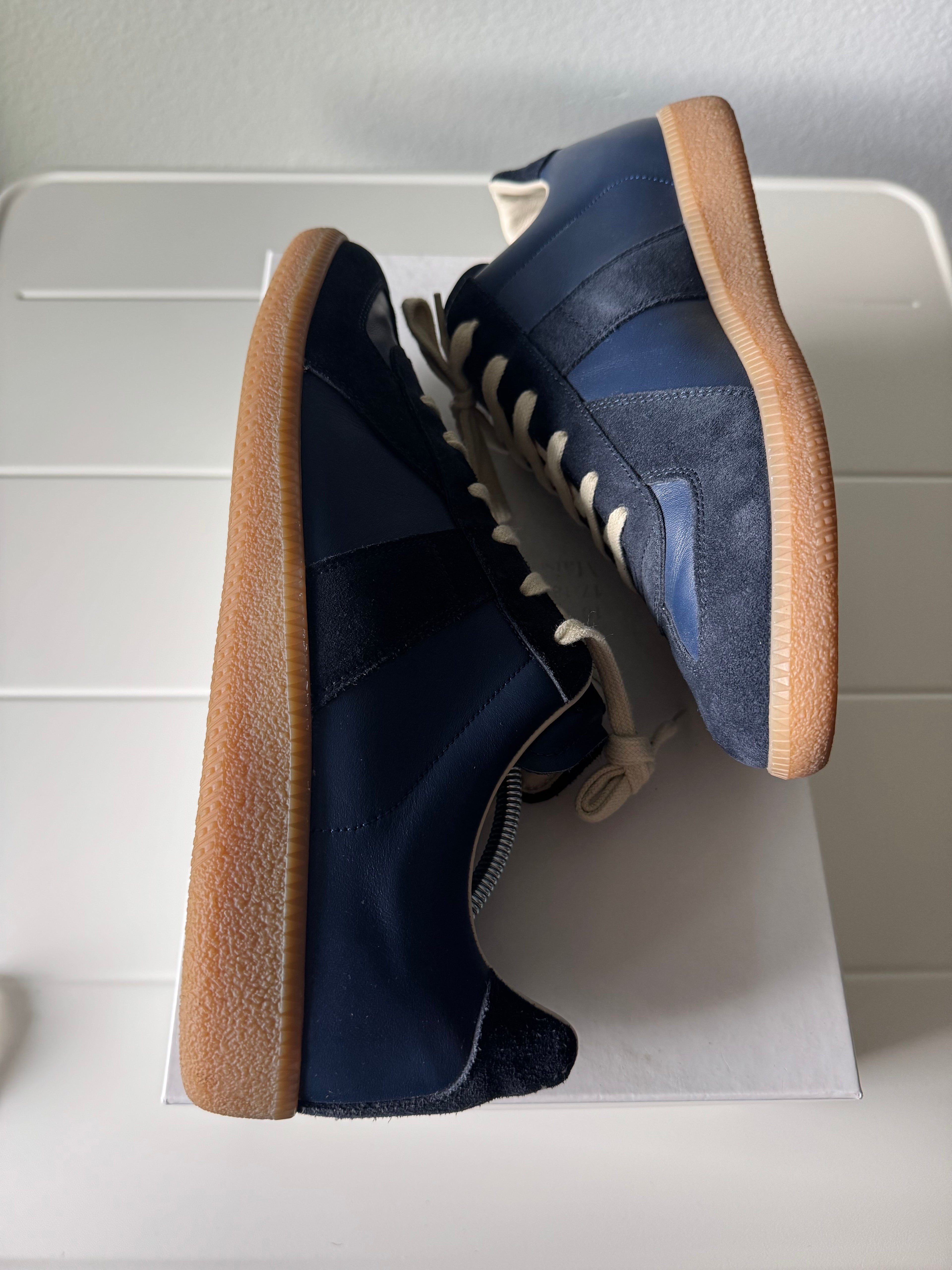 Maison Margiela Navy Blue Gats 42/9