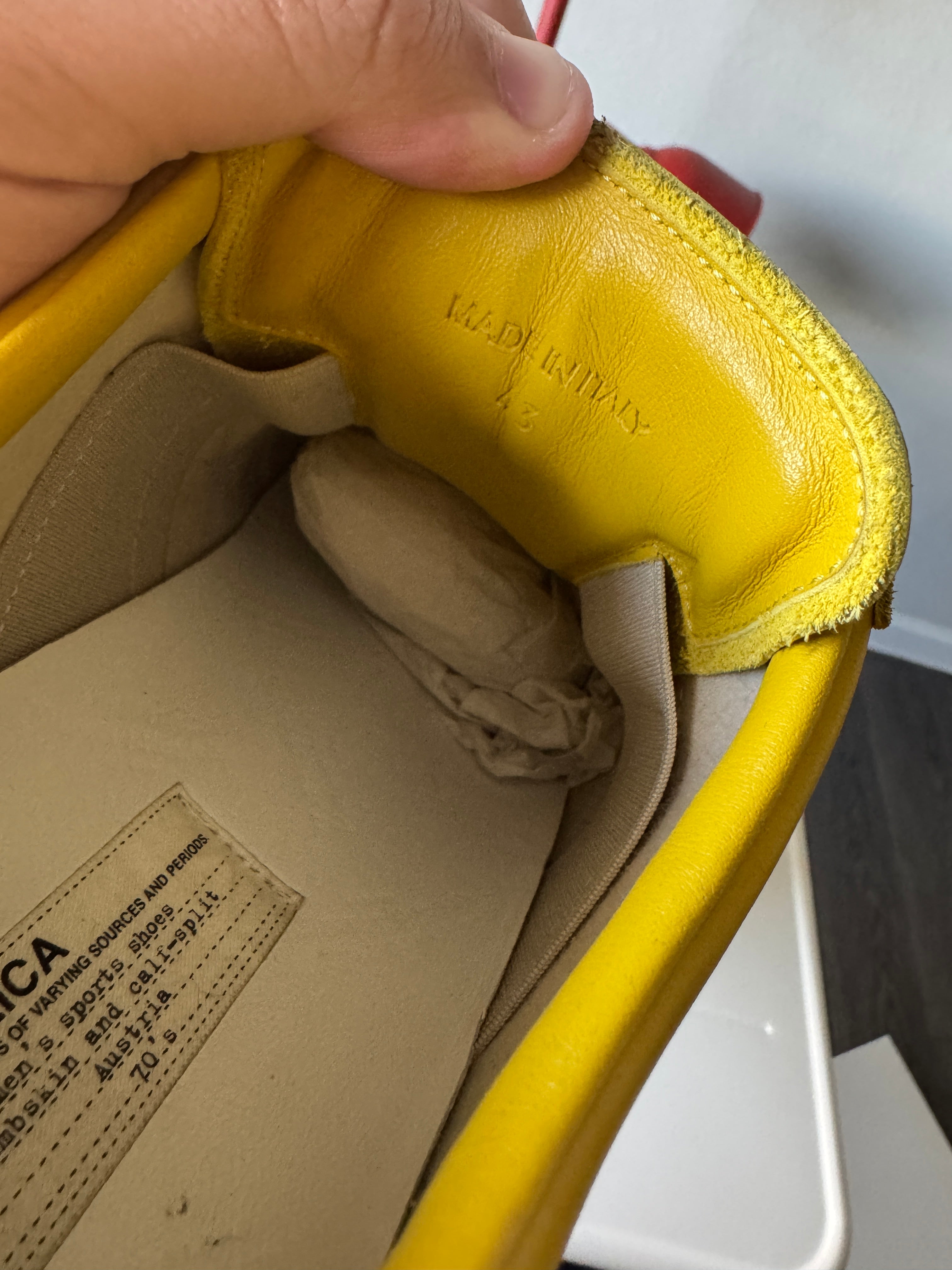 Maison Margiela Yellow Gats 43/10