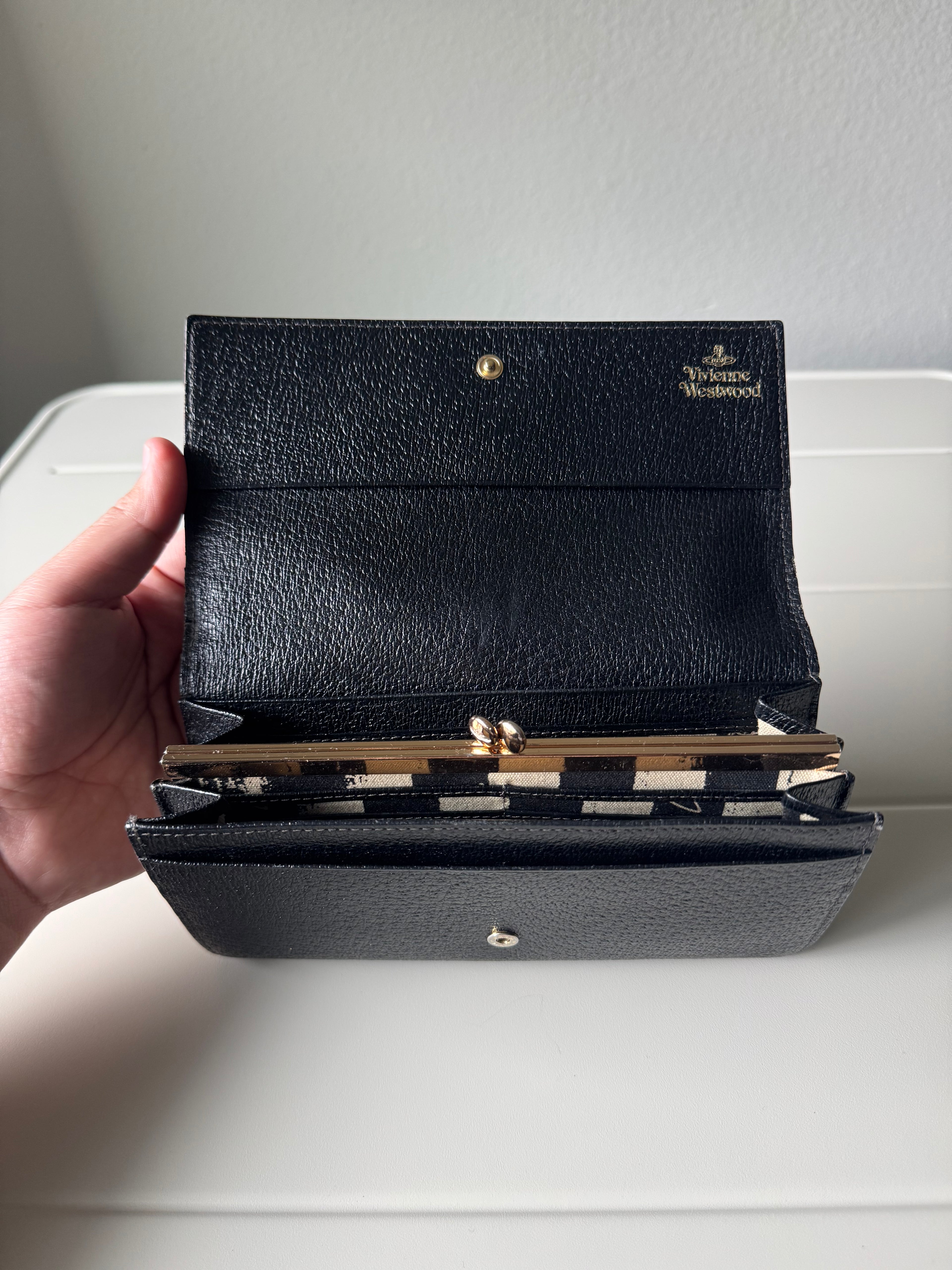 Vivienne Westwood Women’s Long Leather Black Wallet