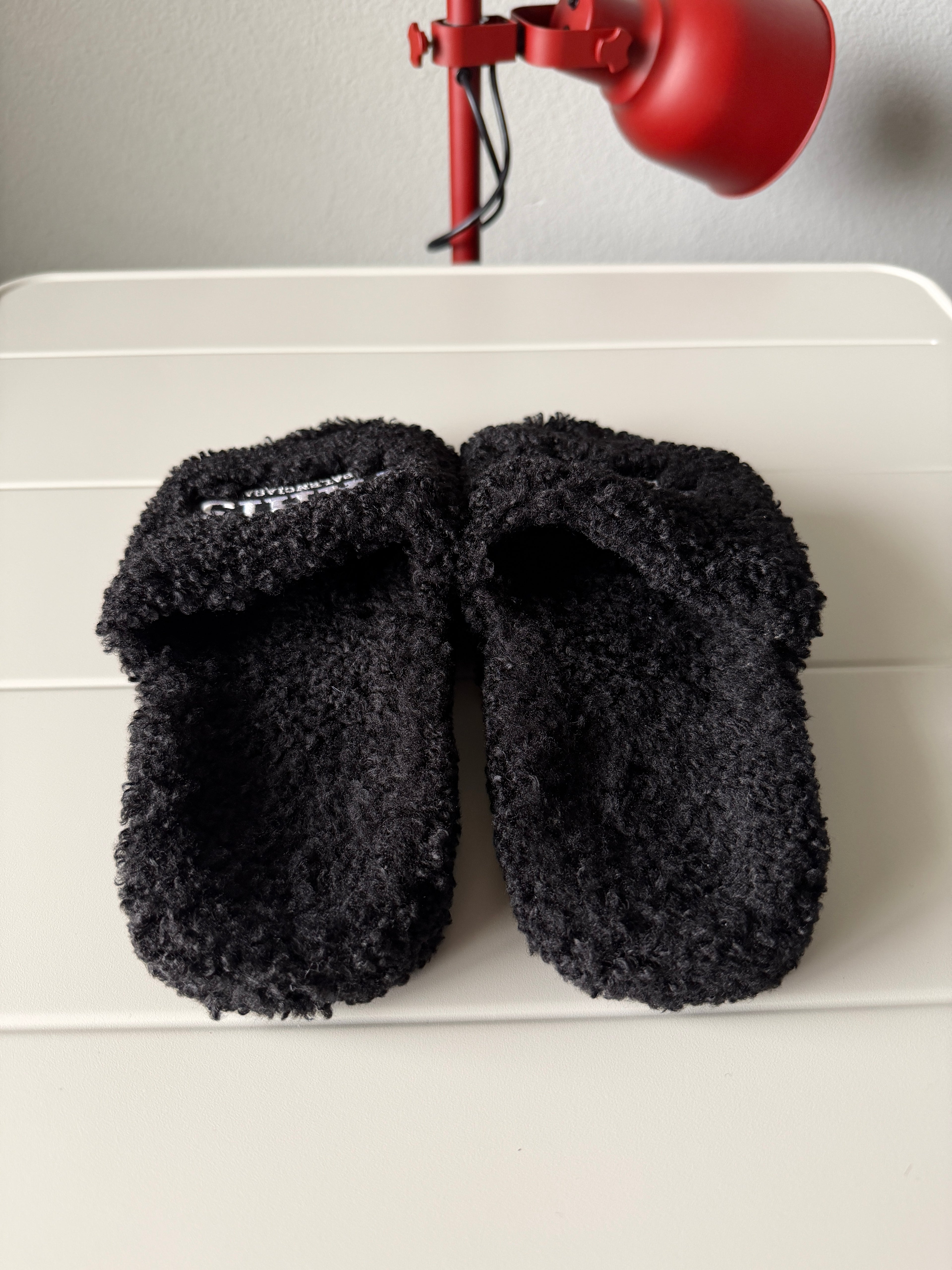 Balenciaga Paris City Fur Slides 41/8