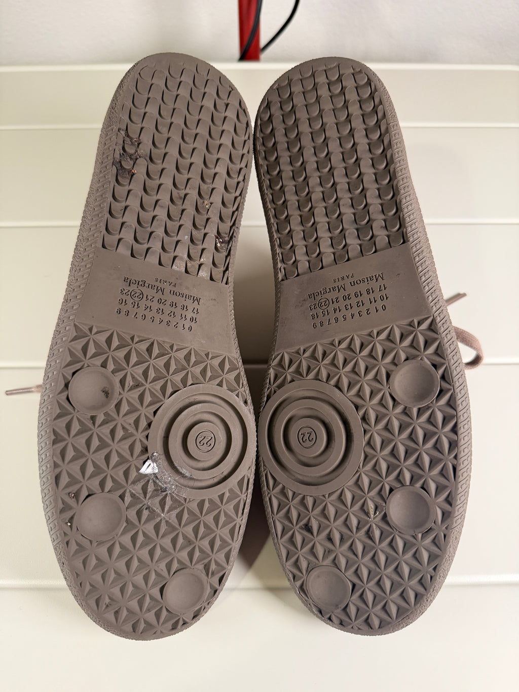 Maison Margiela Brown Quilted Embroidered Gats 43/10