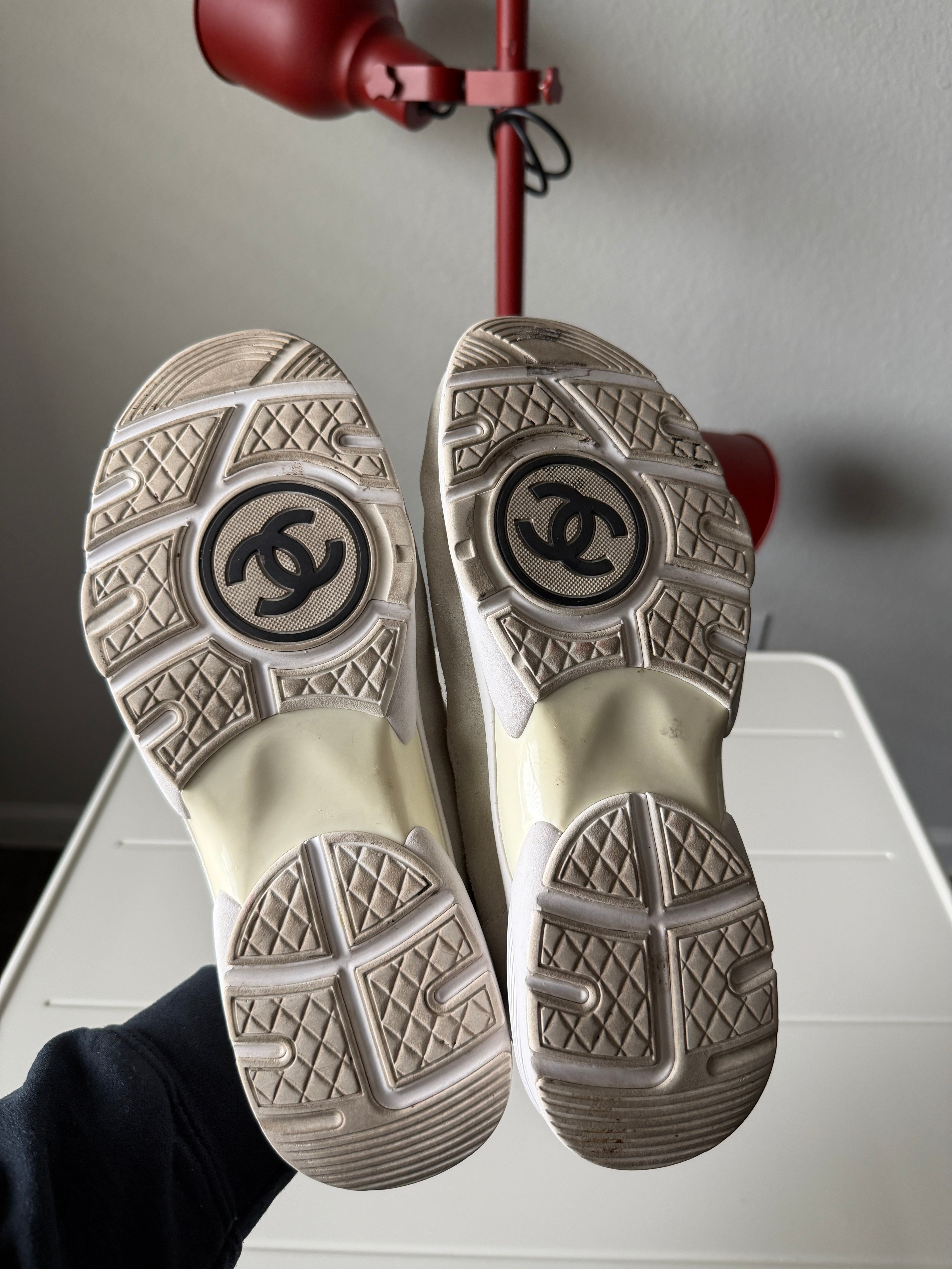 Chanel White Suede Mens Runner 43/10