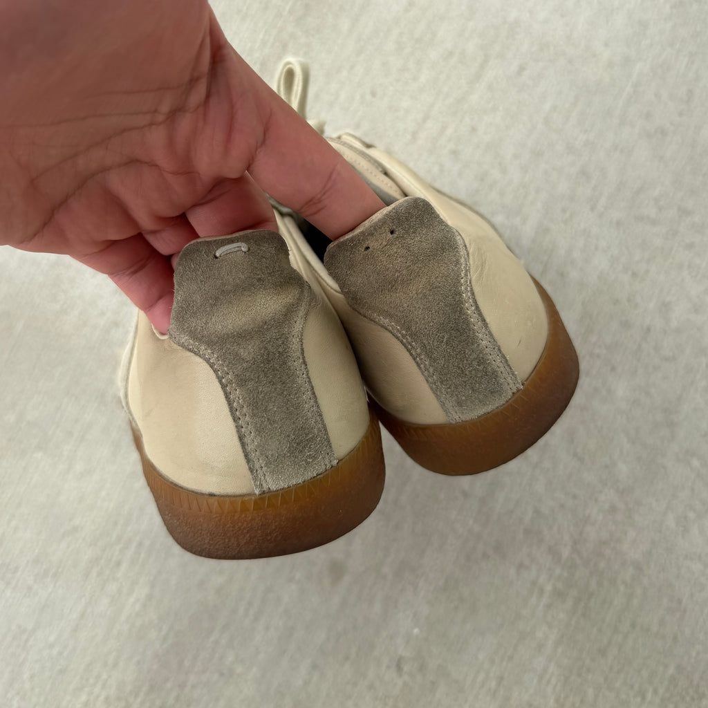 Maison Margiela Beige Gum Gats 42/9