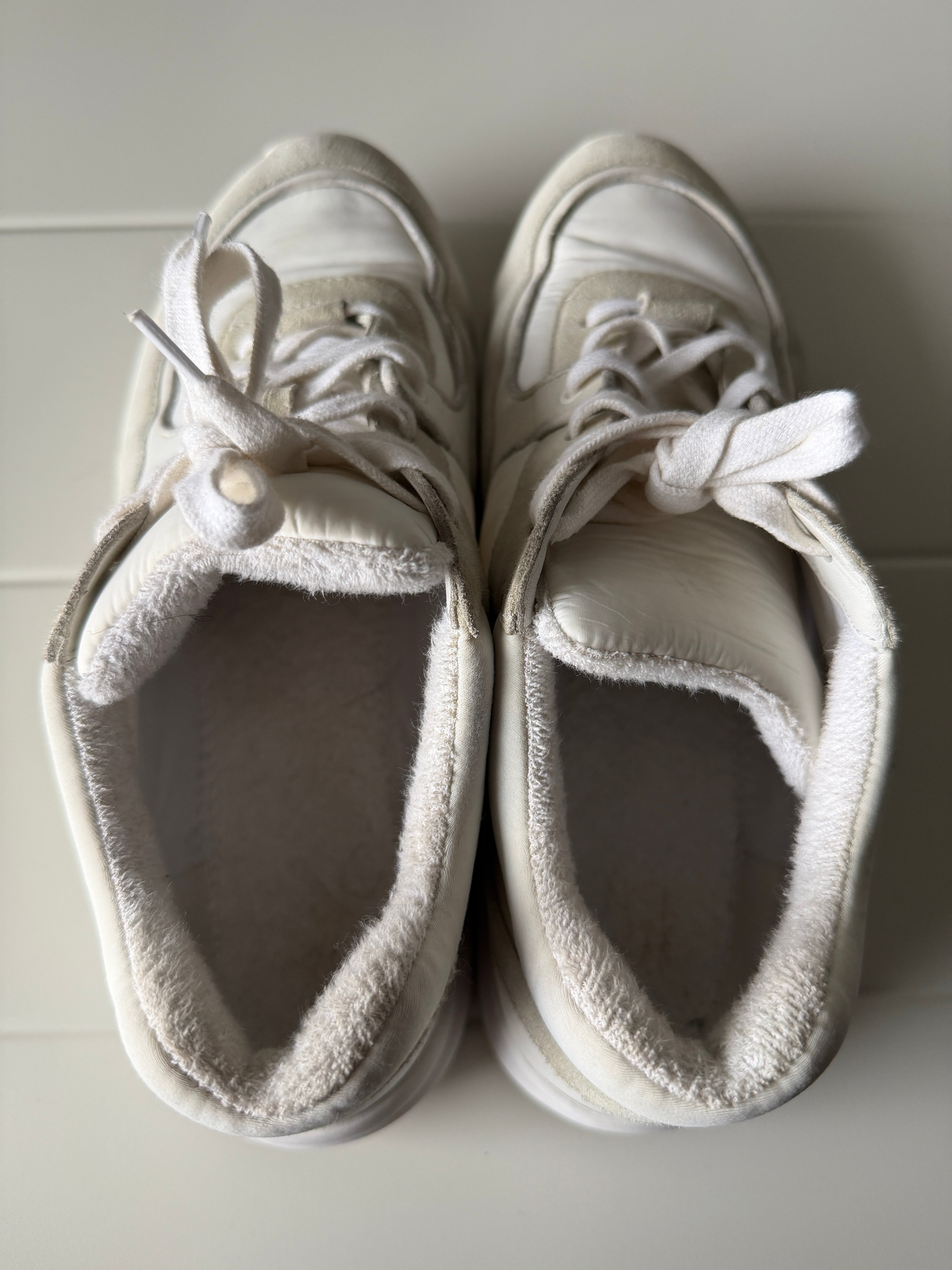 Chanel White Suede Mens Runner 43/10