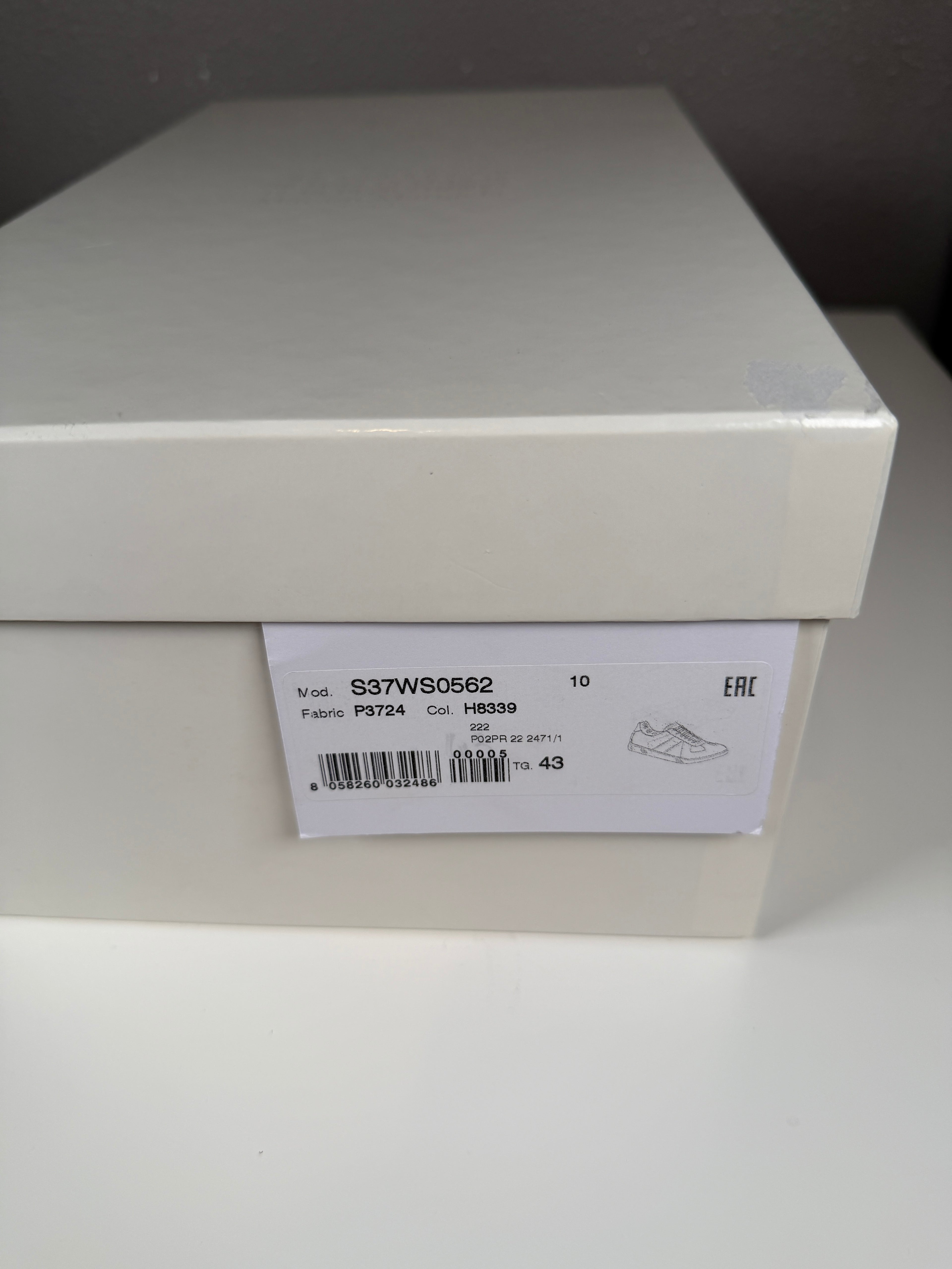 Maison Margiela White Paint Gum Gats 43/10