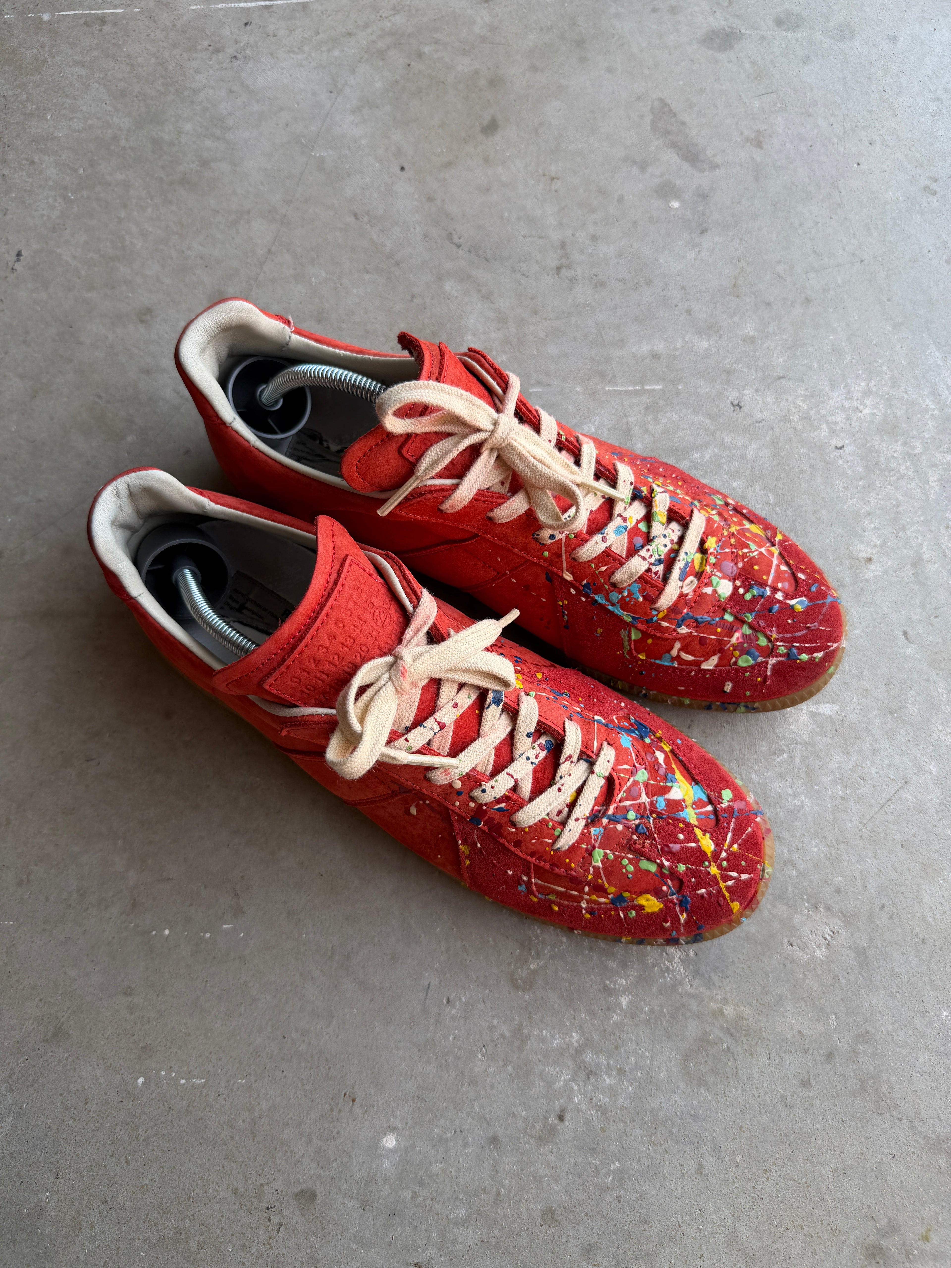 Maison Margiela Red Paint Splatter Gats 42/9