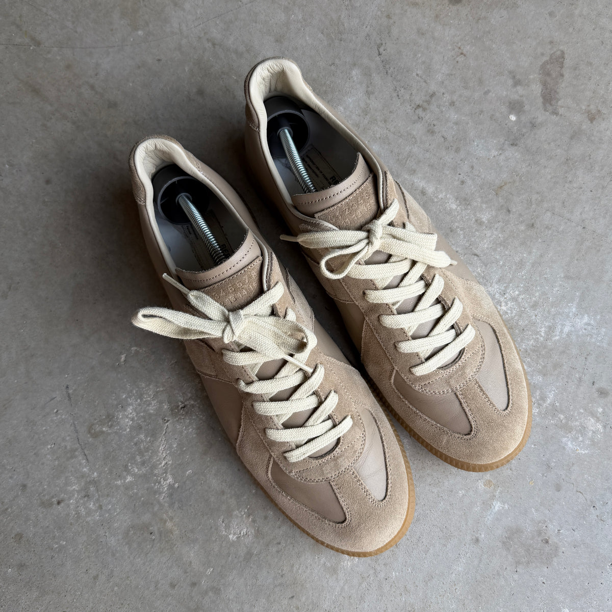 Maison Margiela Beige Gats 42/9