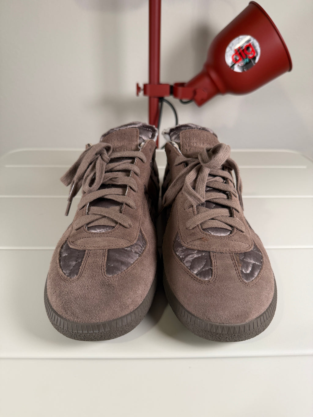 Maison Margiela Brown Quilted Embroidered Gats 43/10