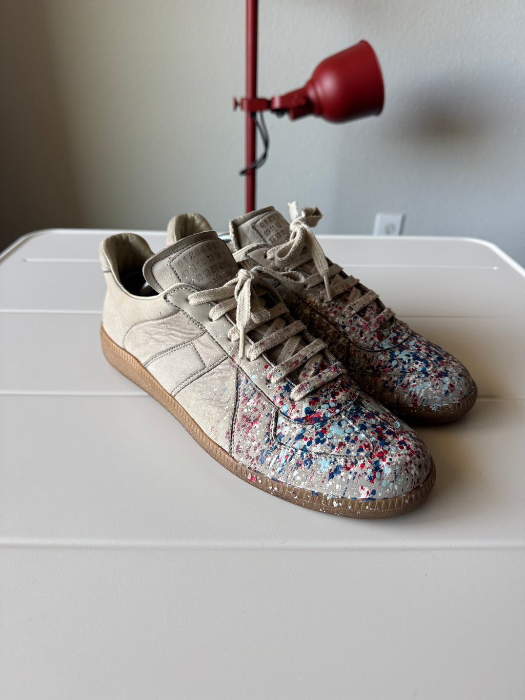 Maison Margiela Grey Paint Splatter Gats 42/9
