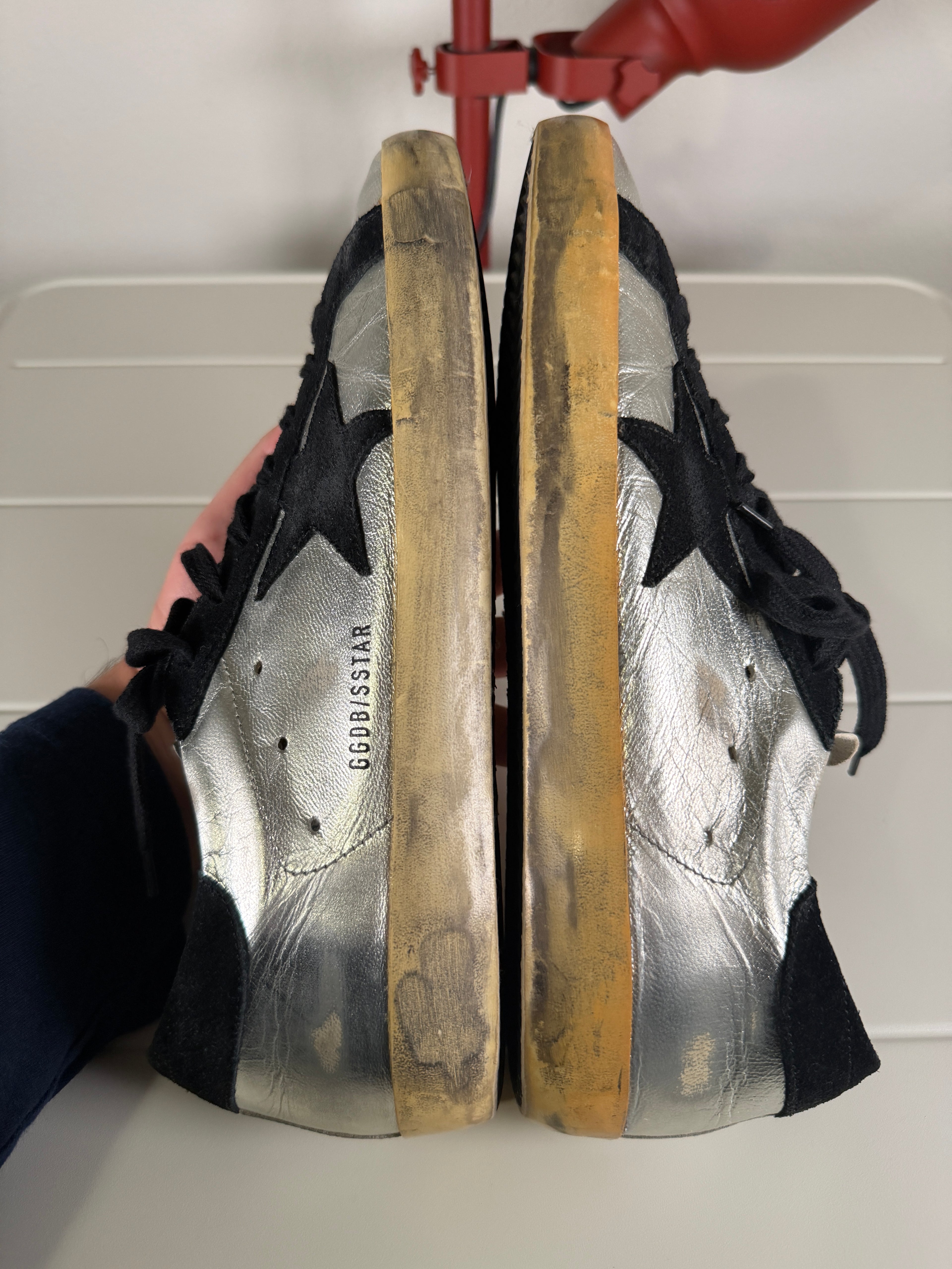 Golden Goose Silver Superstar 43/10