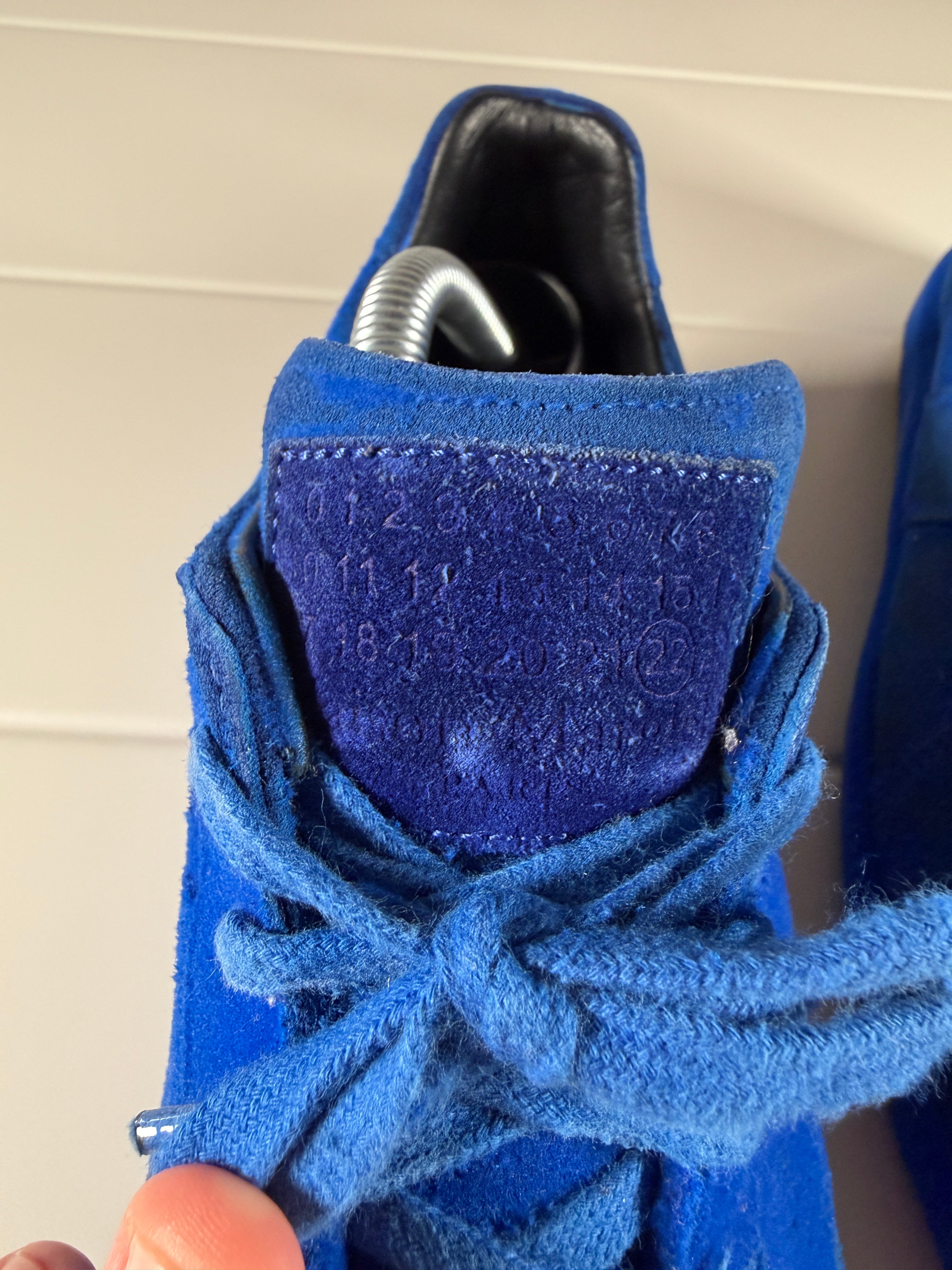 Maison Margiela Velvet Blue Gats 41.5/8.5
