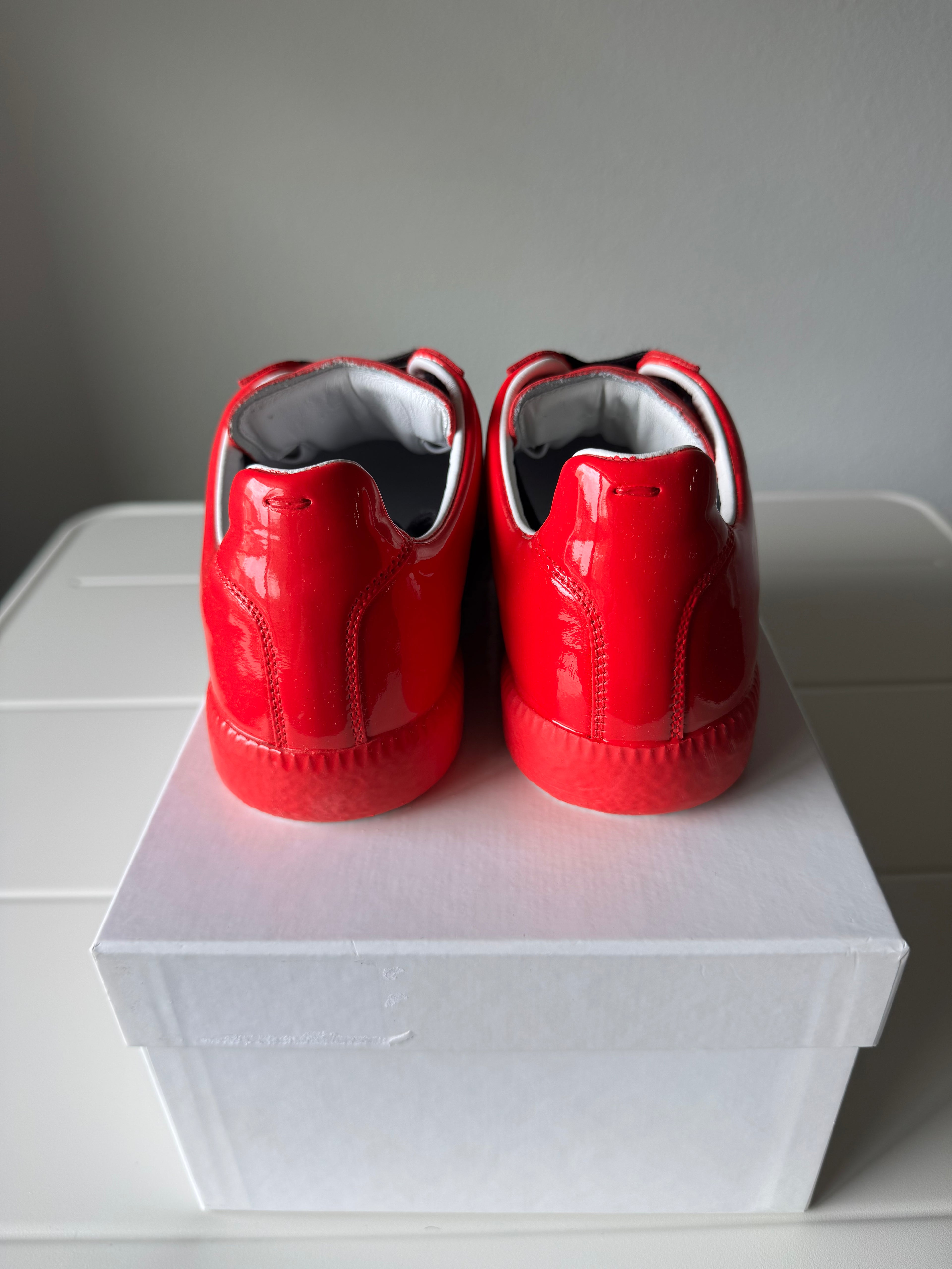 Maison Margiela Women’s Patent Rubber Red Gats 37/7