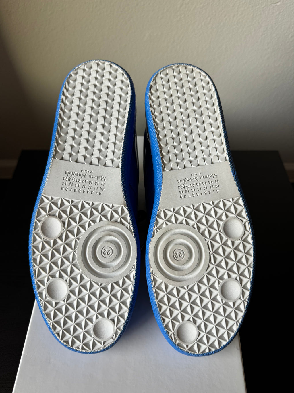 Maison Margiela Rubber Patent Gats 42