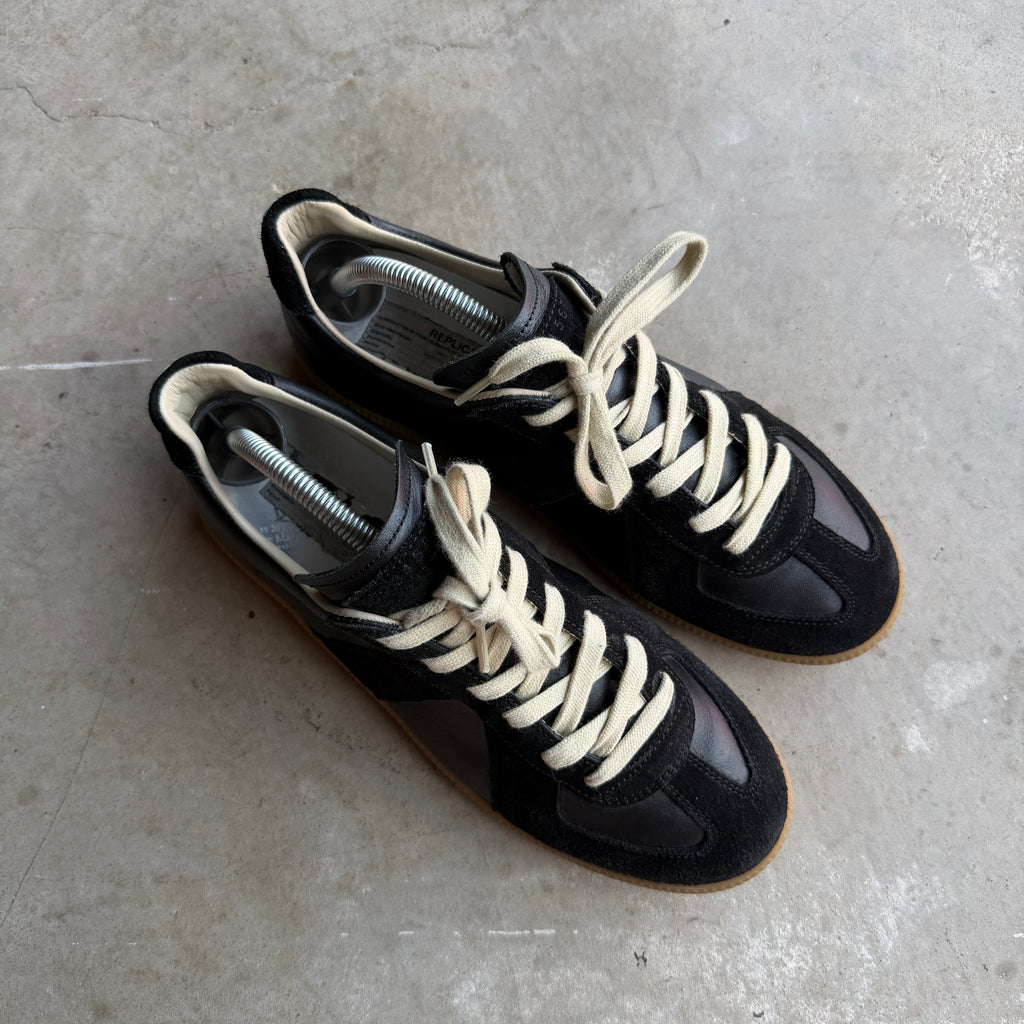 Maison Margiela Black Gum Gats 42/9
