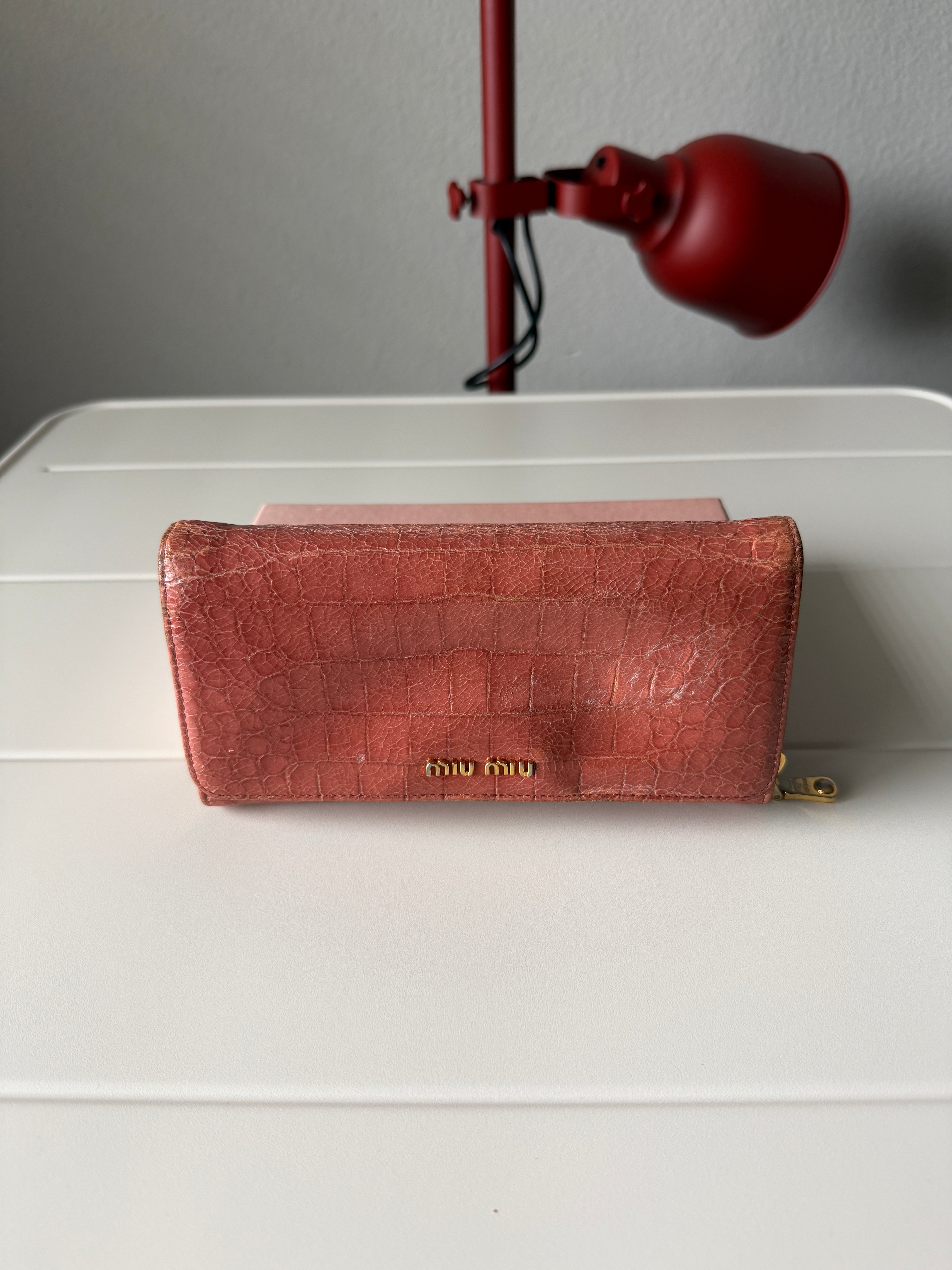 Miu Miu 00's Antico Patent Gator Pink Wallet
