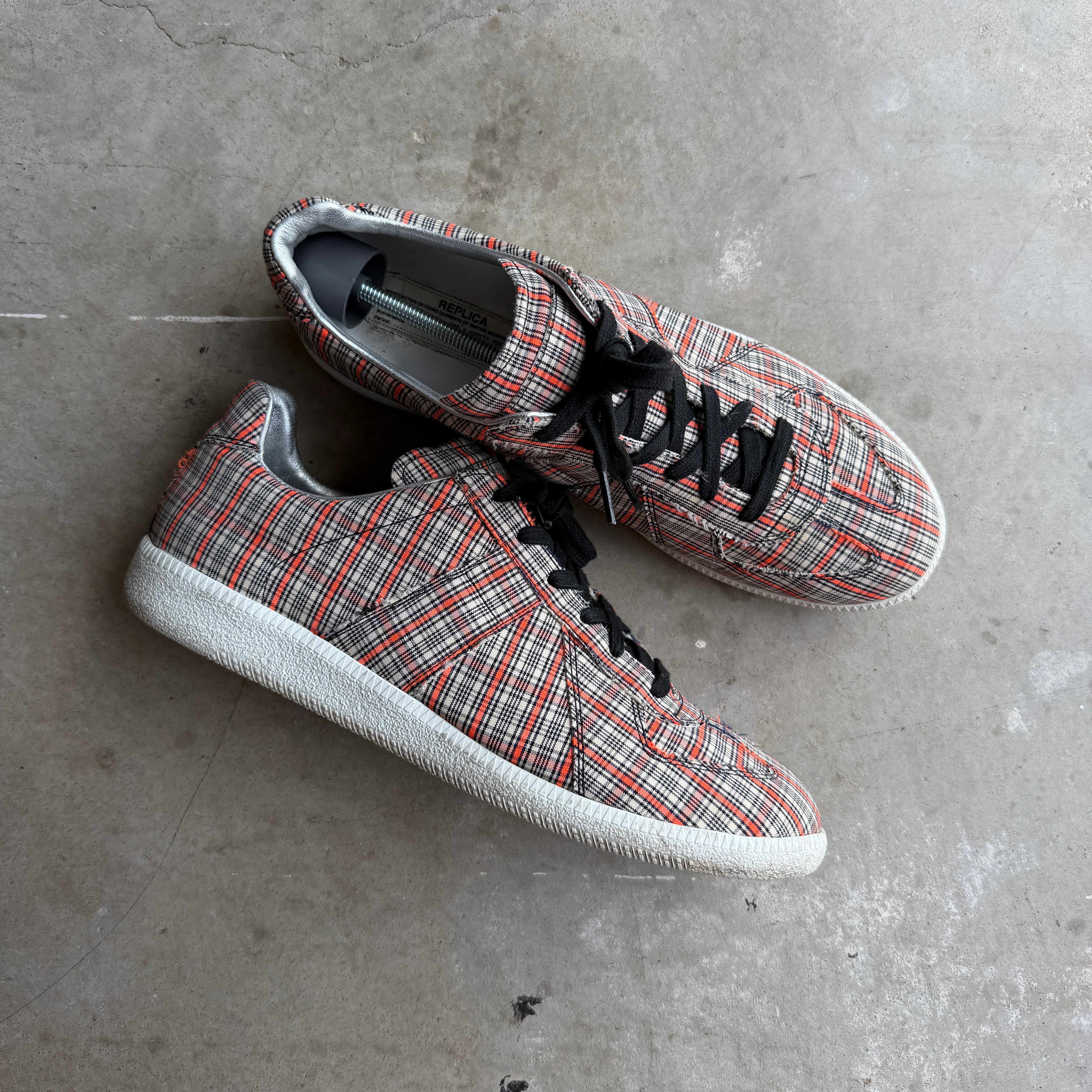 Maison Margiela Red Plaid Gats 44/11