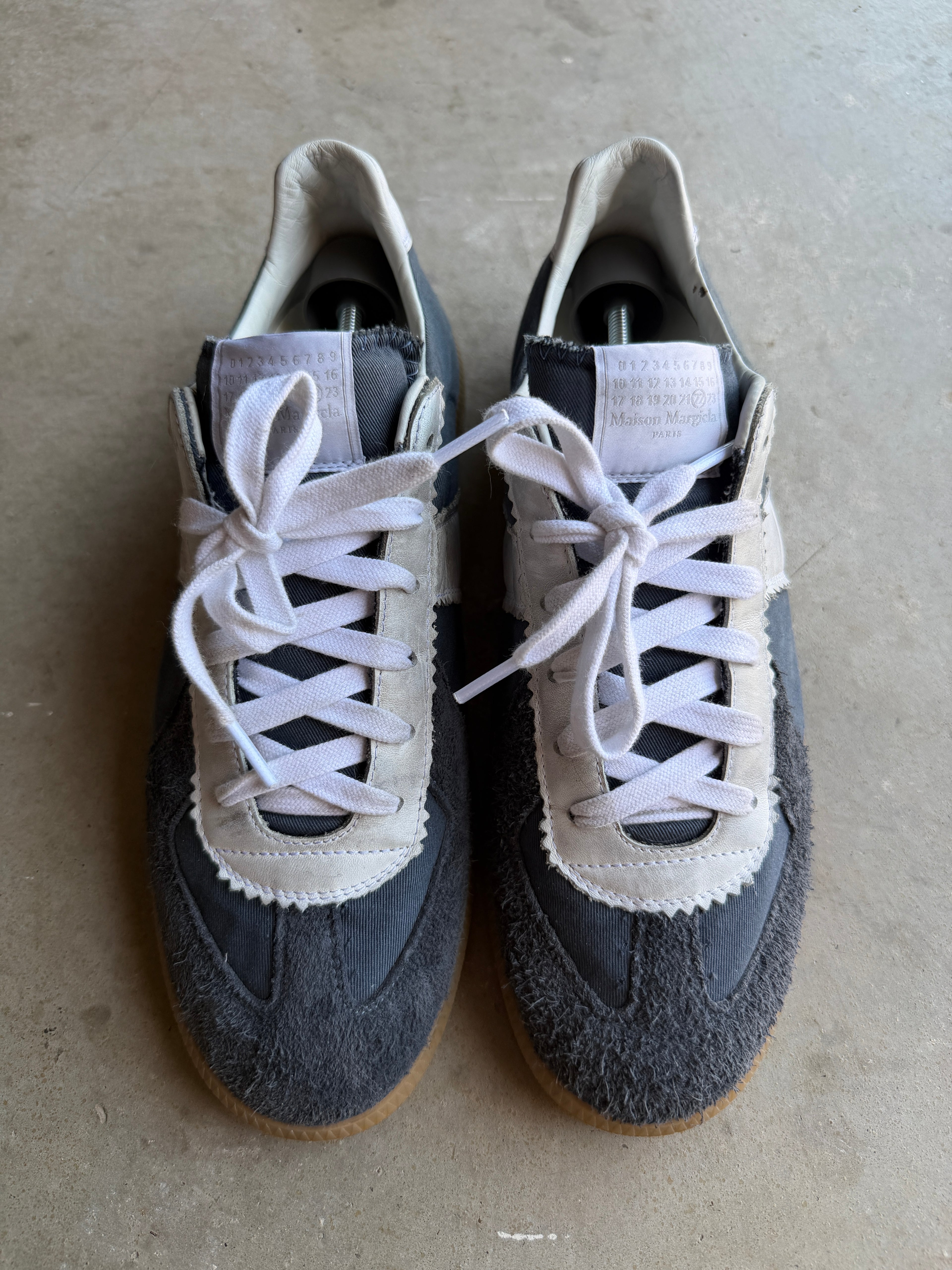 Maison Margiela Navy Canvas Gats 44/11