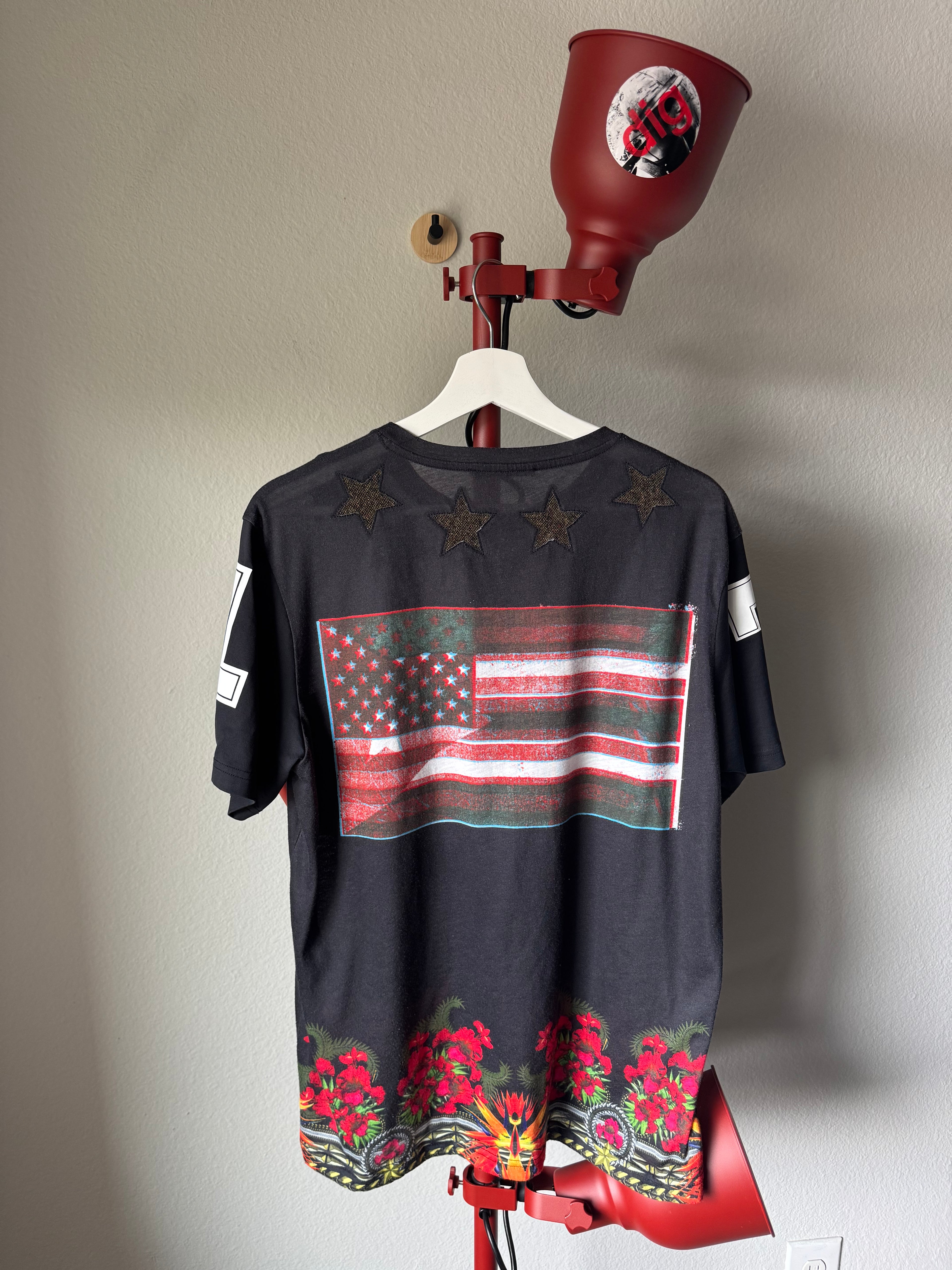 Givenchy Birds of Paradise Star Tee M
