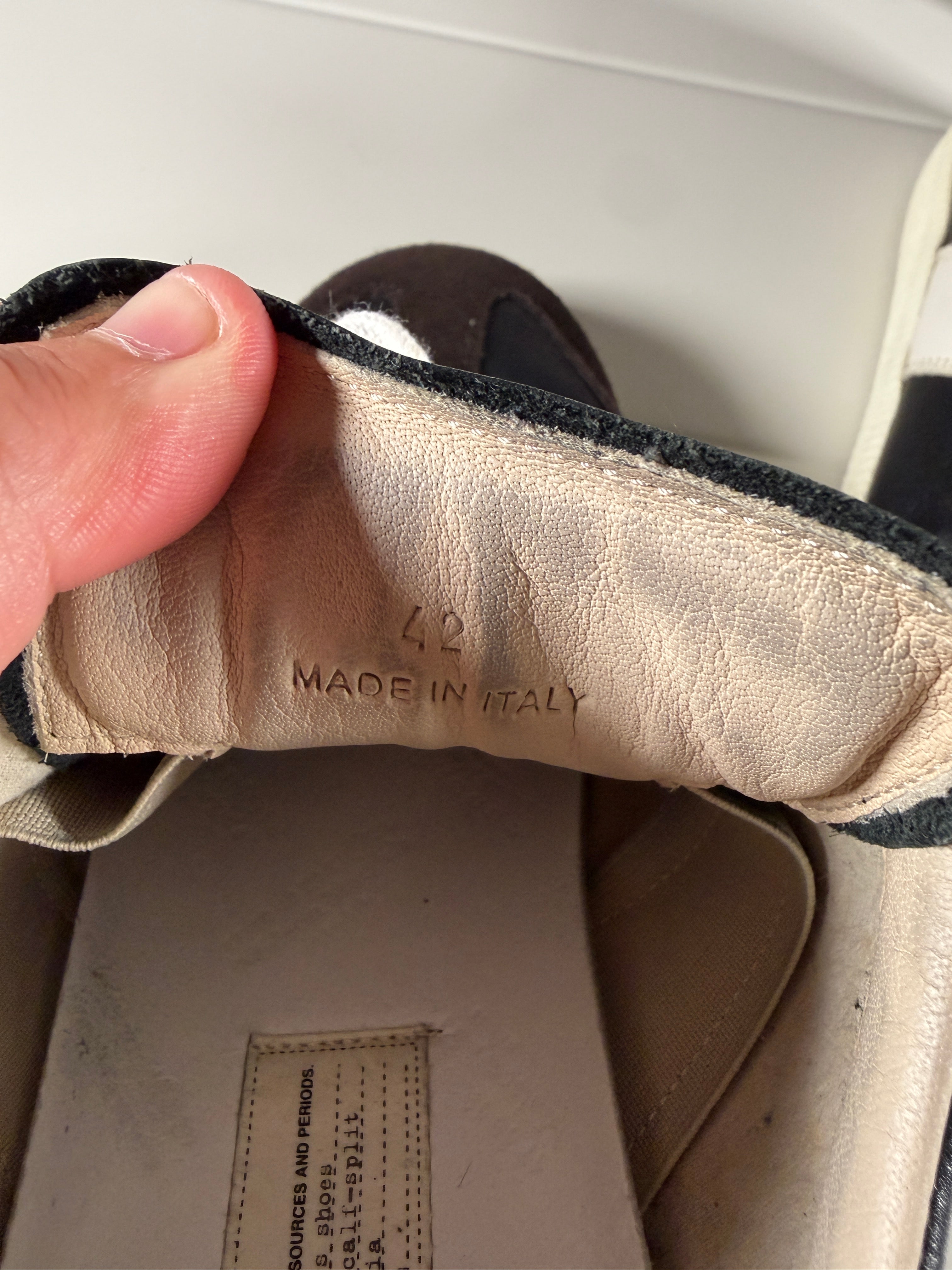 Maison Margiela Black White Gats 42/9