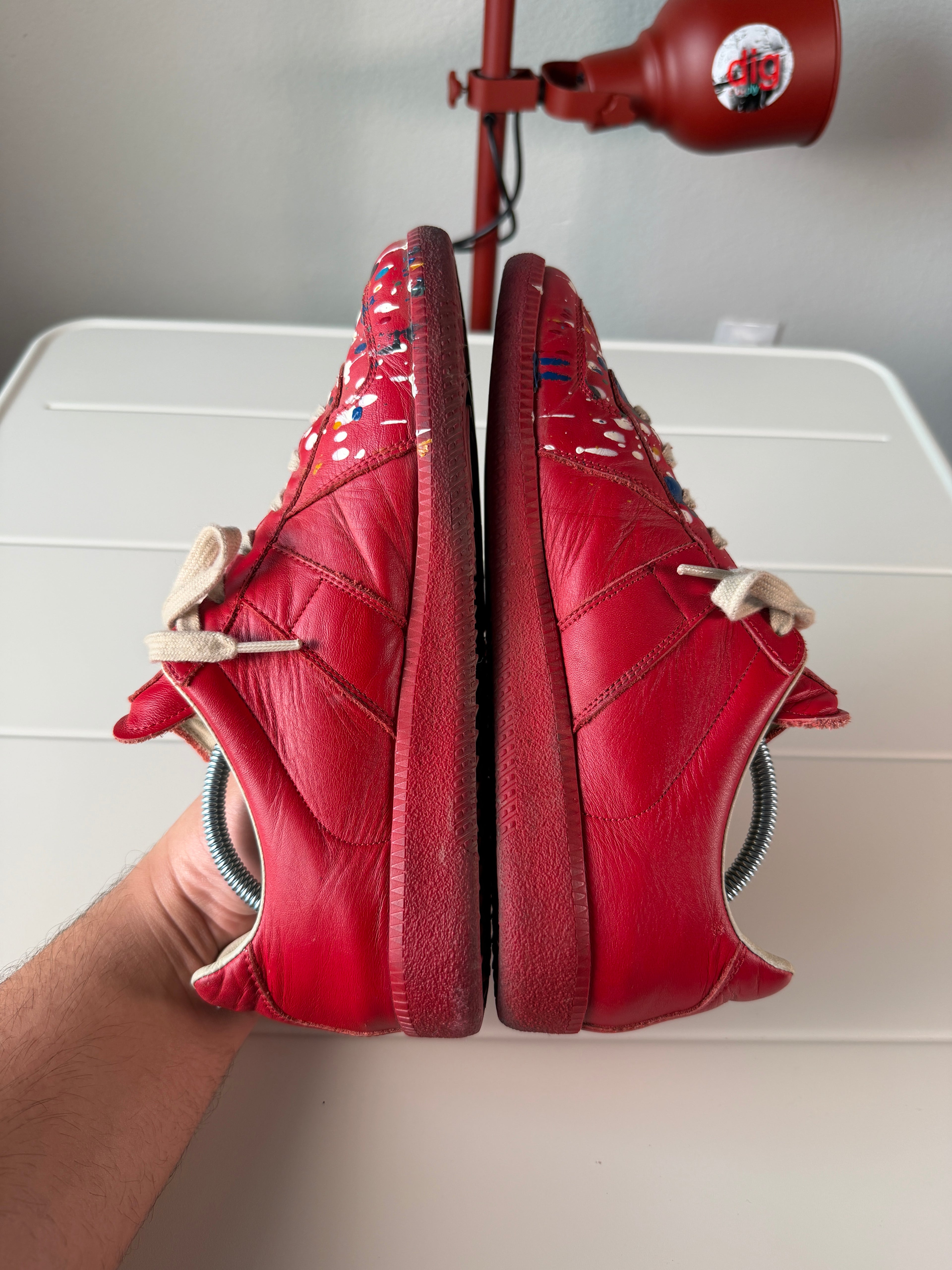 Maison Margiela Red Paint Splatter Gats 40/7