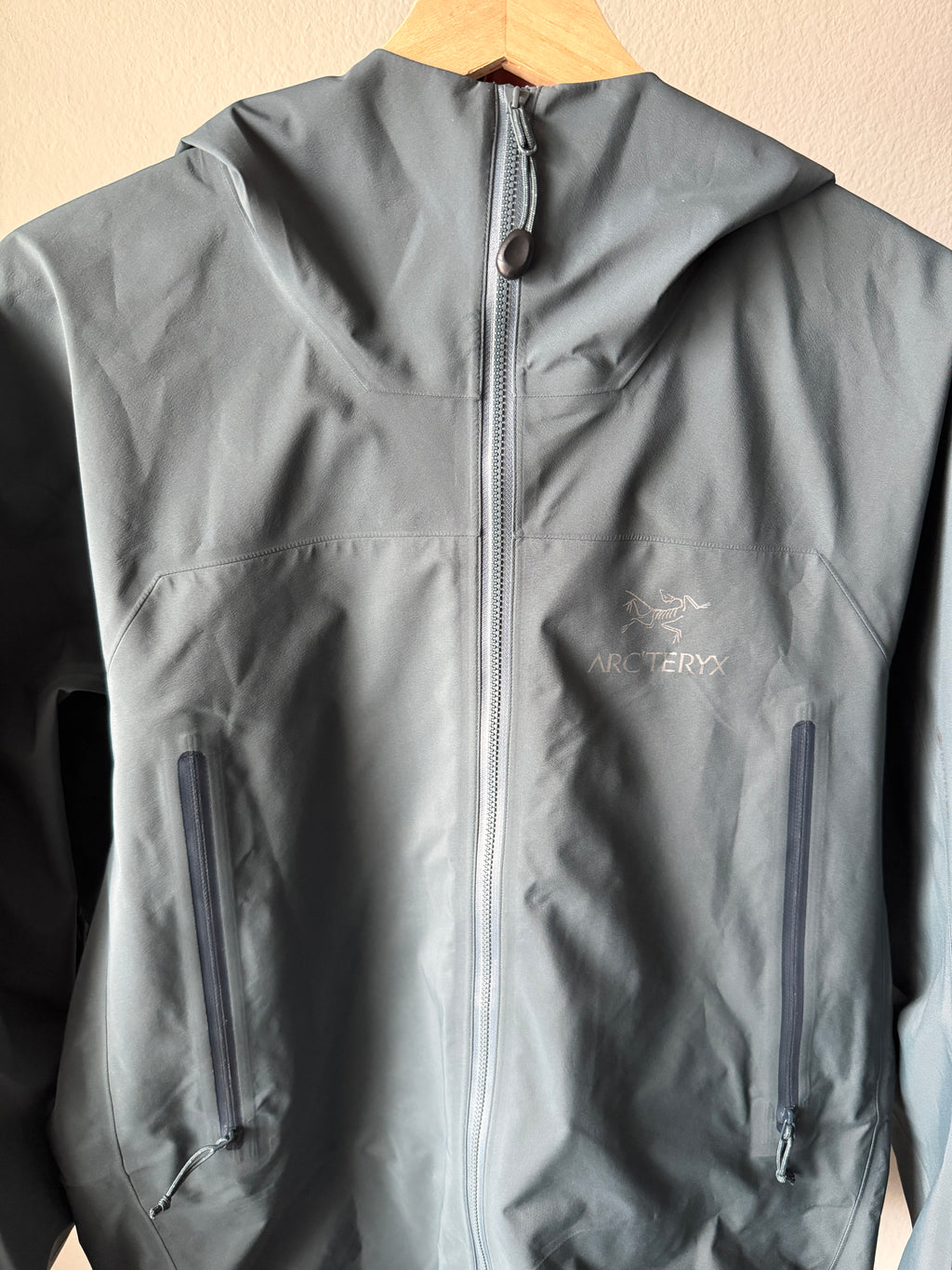 Arc'teryx Zeta Ar Gore-Tex Rain Jacket Emerald M