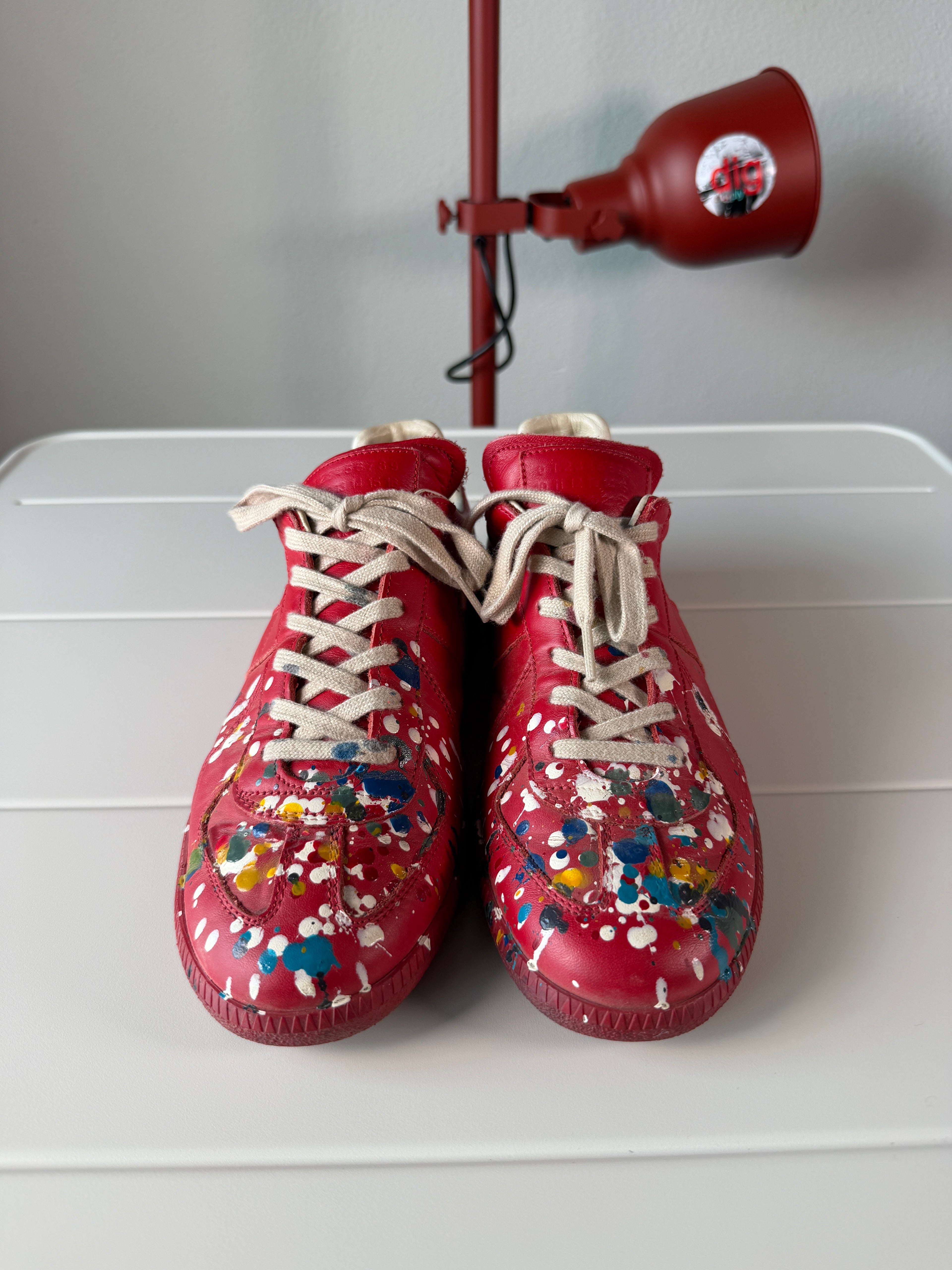 Maison Margiela Red Paint Splatter Gats 40/7