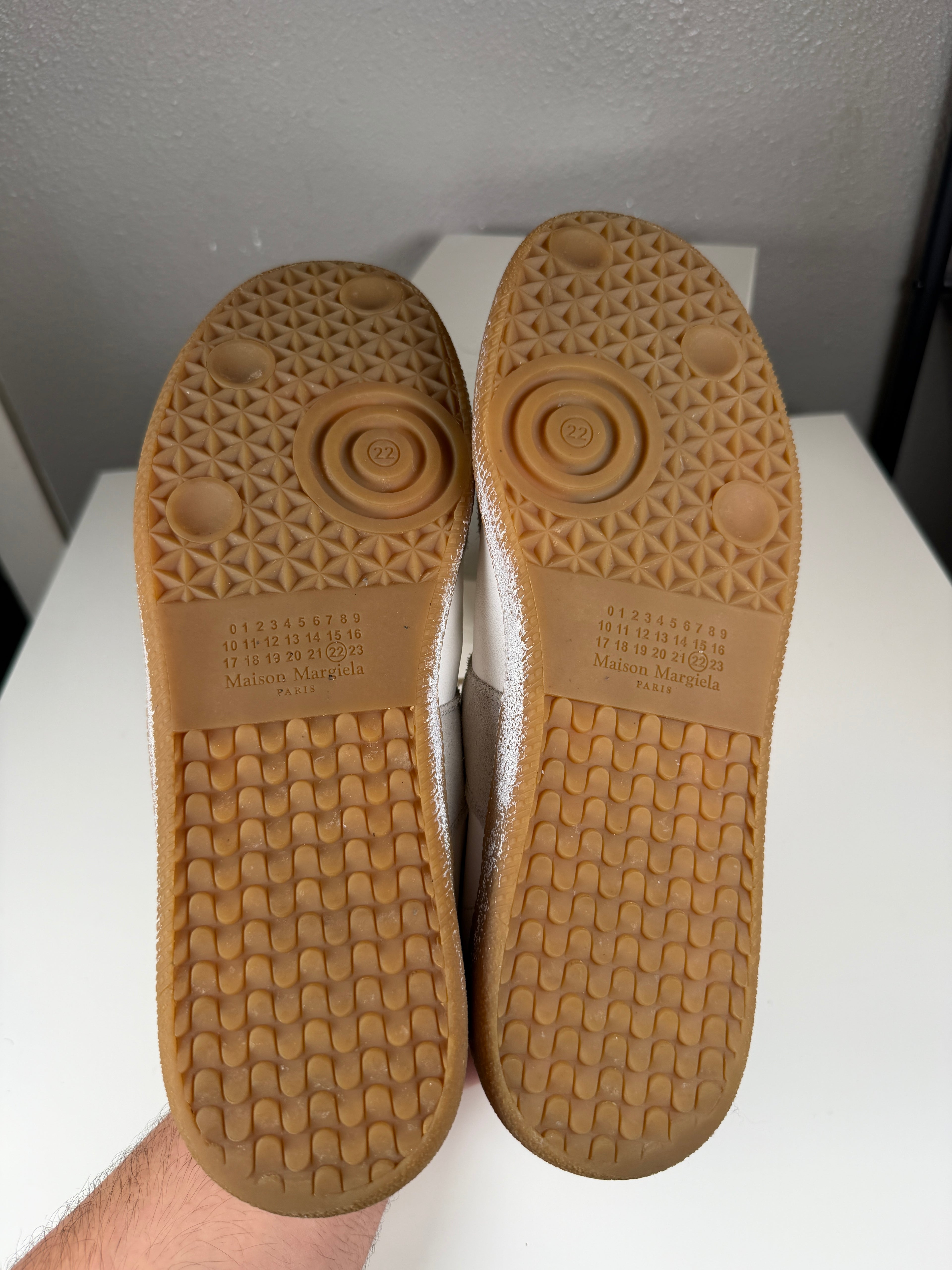 Maison Margiela White Paint Gum Gats 43/10