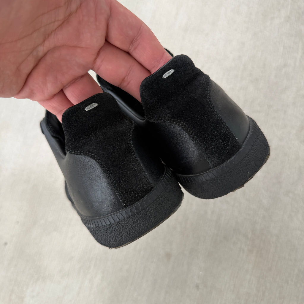 Maison Margiela Triple Black Gats 43/10