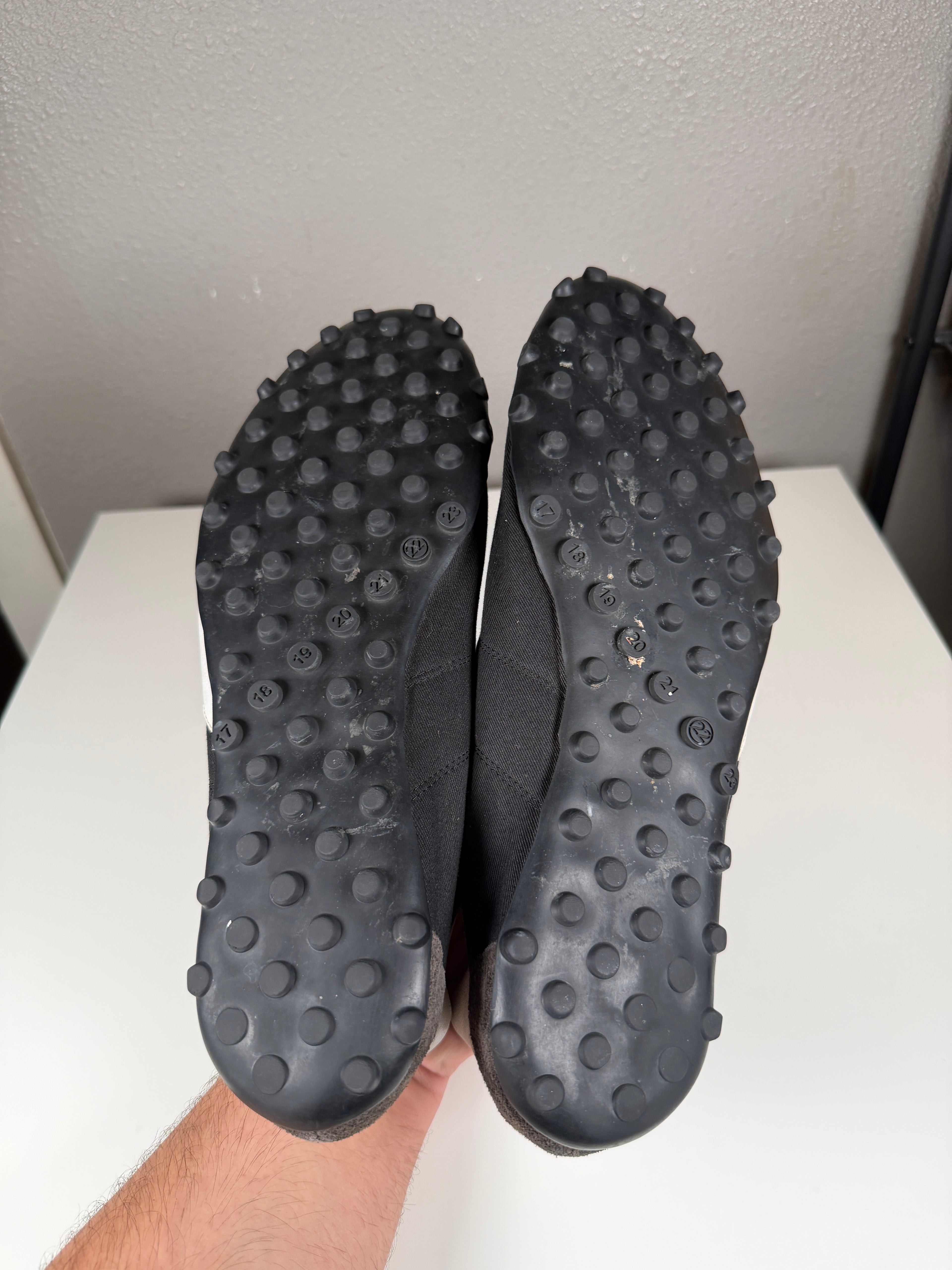 Maison Margiela Black Canvas Sprinter 44/11