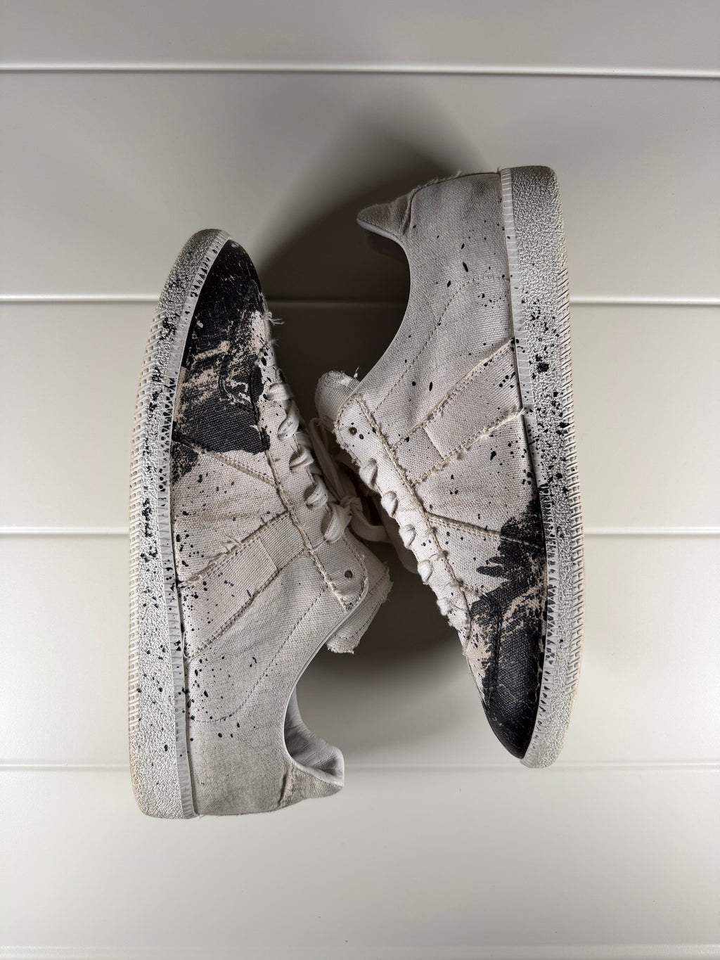 Maison Margiela White Black Canvas Paint Splatter Gats 44/11
