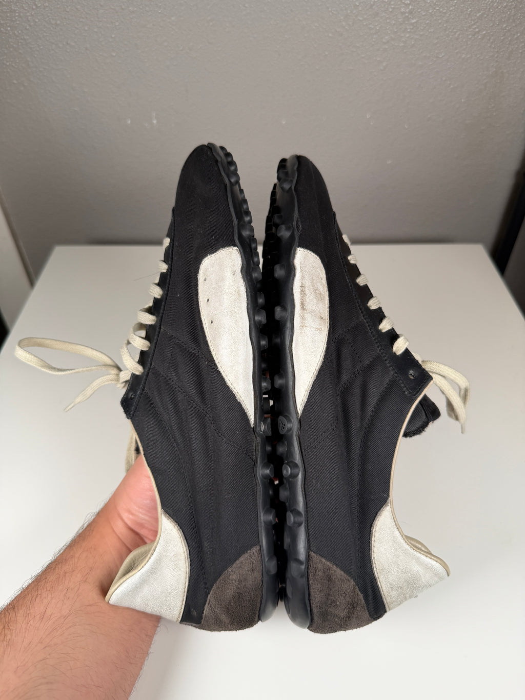 Maison Margiela Black Canvas Sprinter 44/11