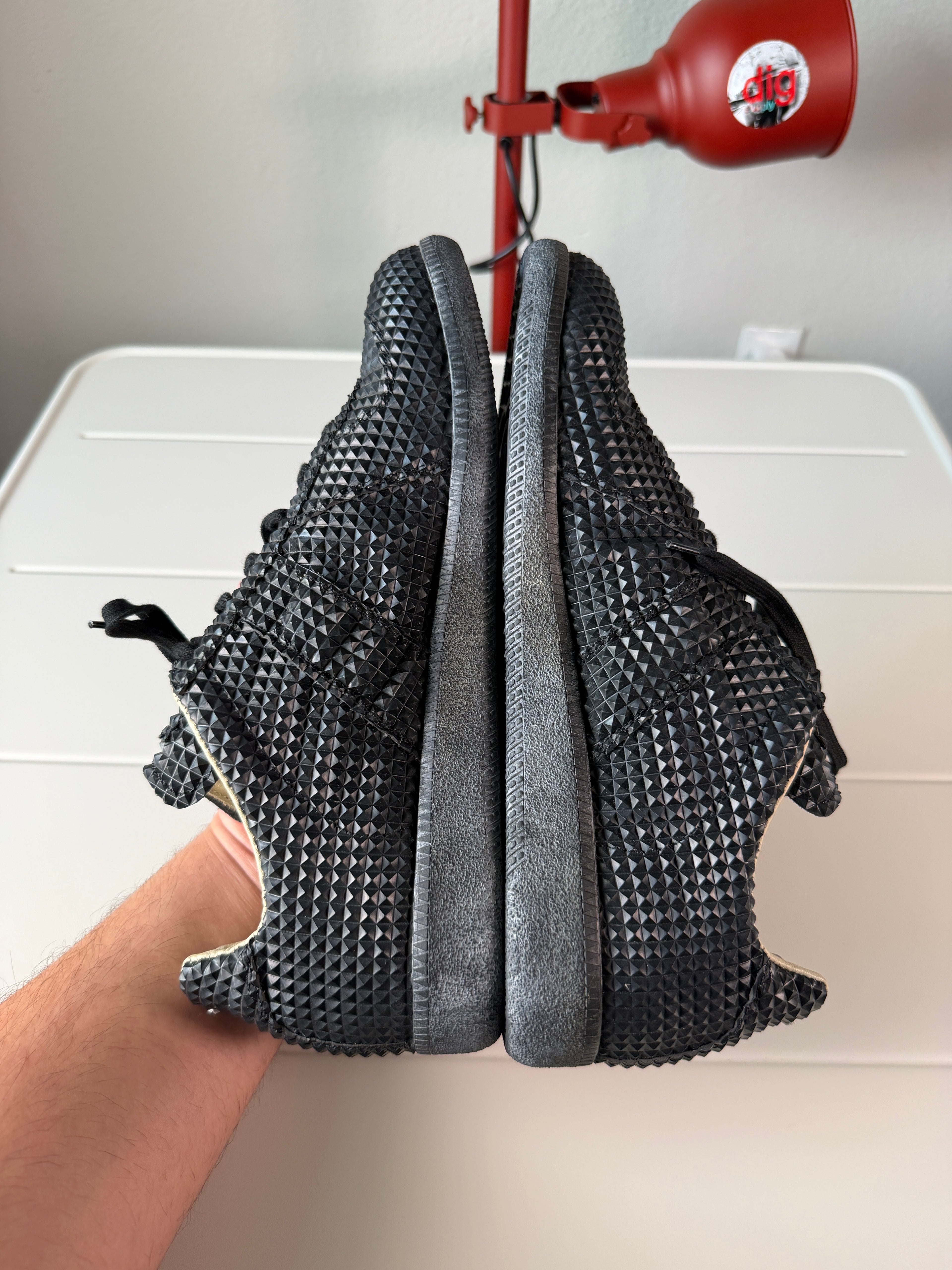 Maison Margiela Black Studded Gats 44/11