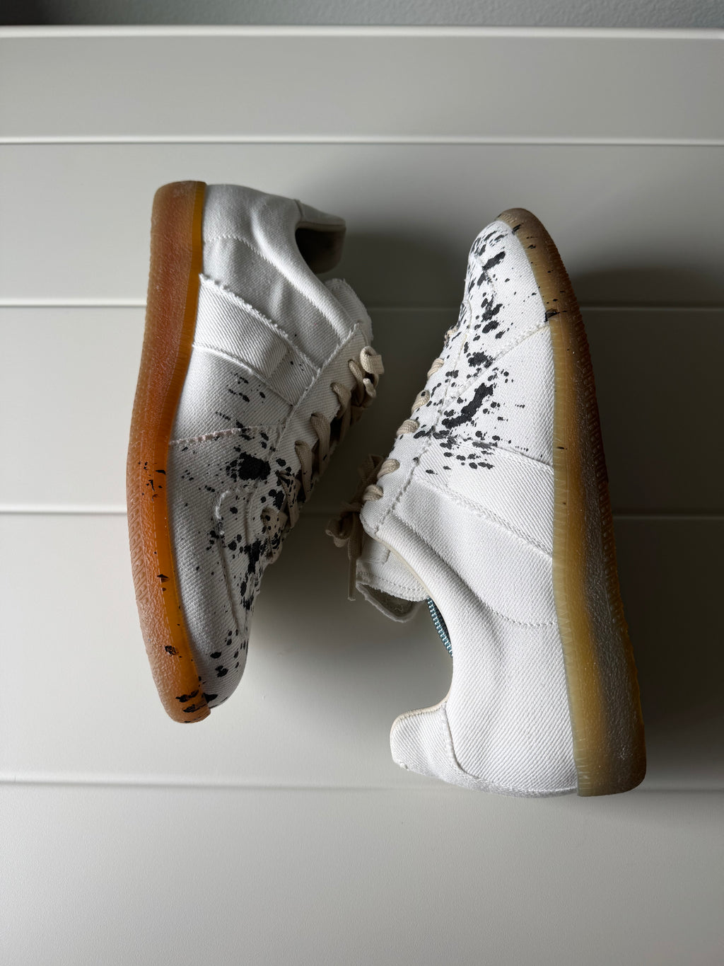 Maison Margiela White Canvas Paint Splatter Gats 42.5/9.5