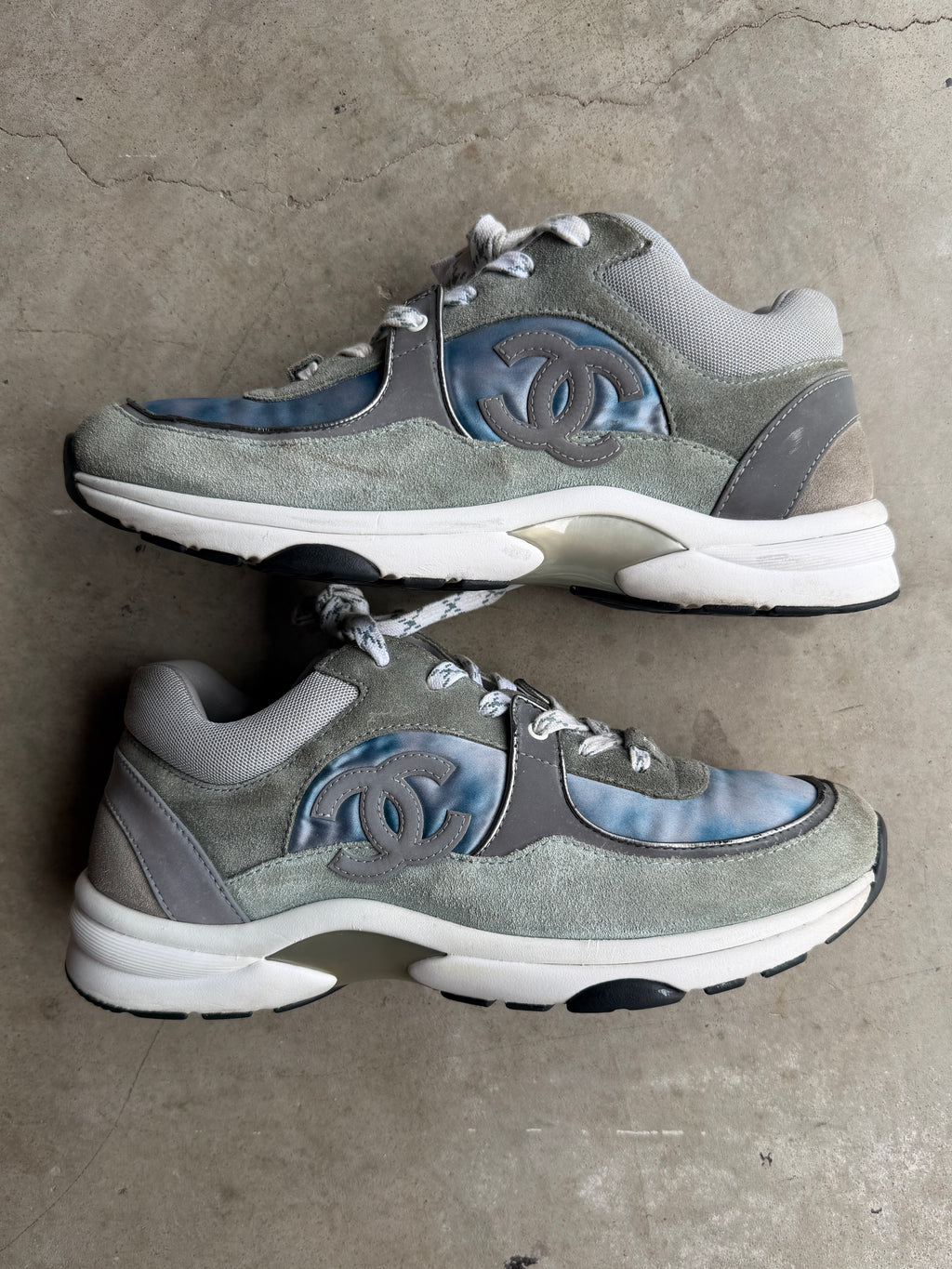 Chanel CC Blue Cloud Runner Sneakers 42/9