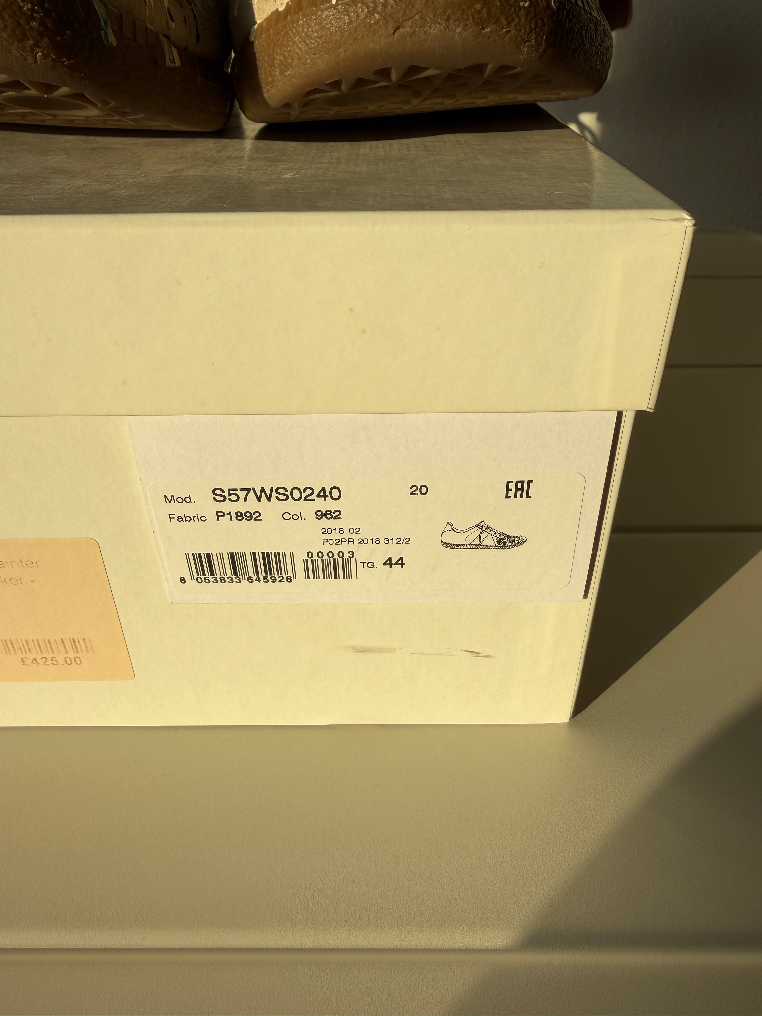 Maison Margiela Beige Paint Splatter Gats 44/11