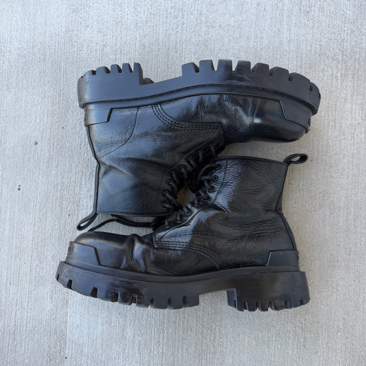 Balenciaga Black Tumbled Leather Strike Boots 42/9