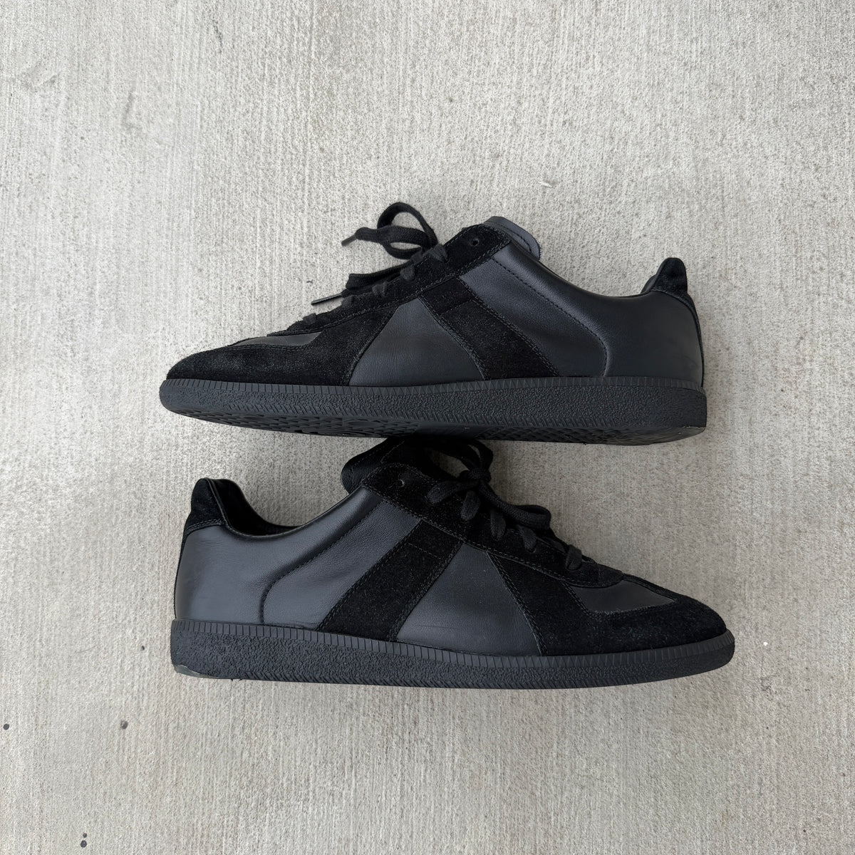 Maison Margiela Triple Black Gats 43/10