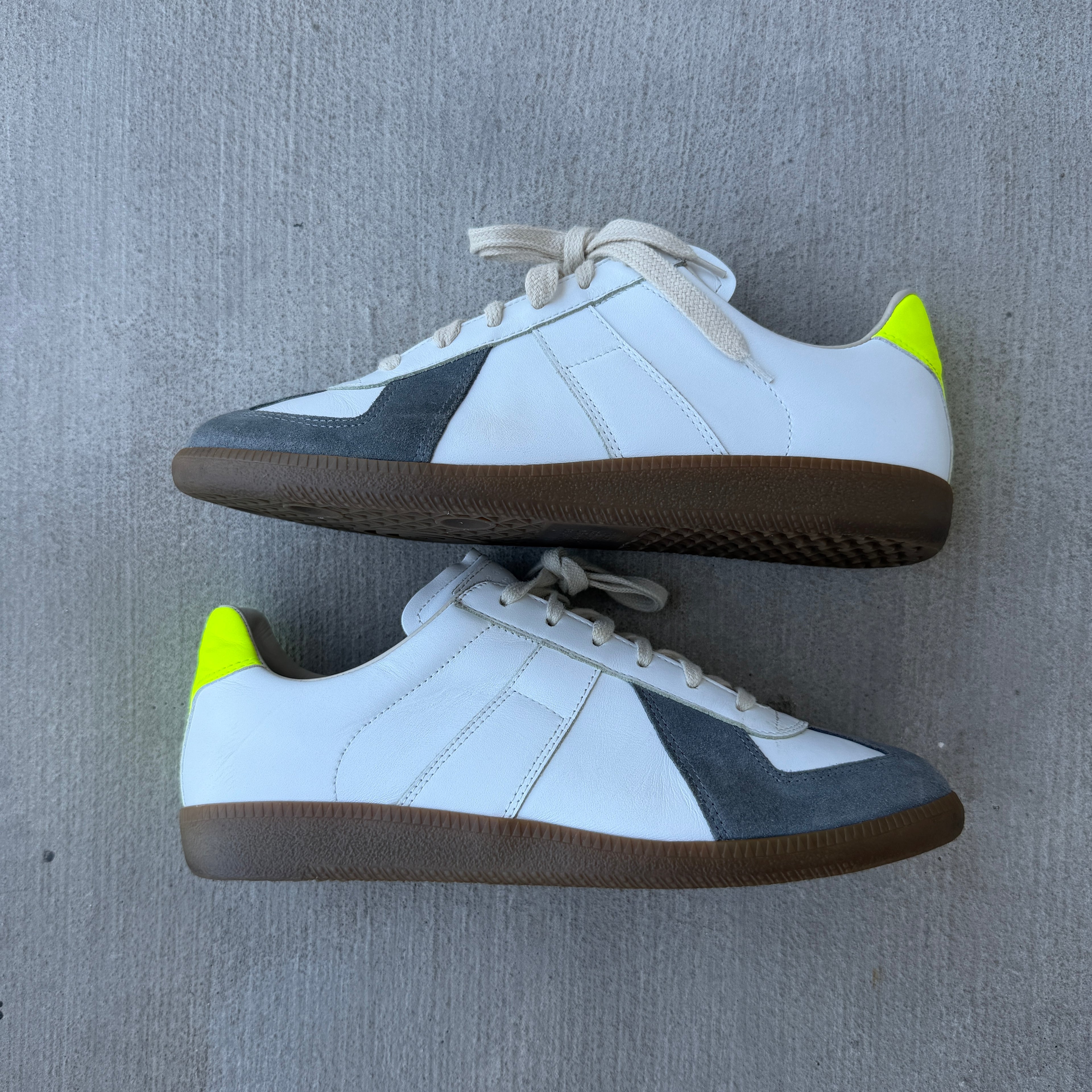 Maison Margiela Neon Back Panel Gats 42/9