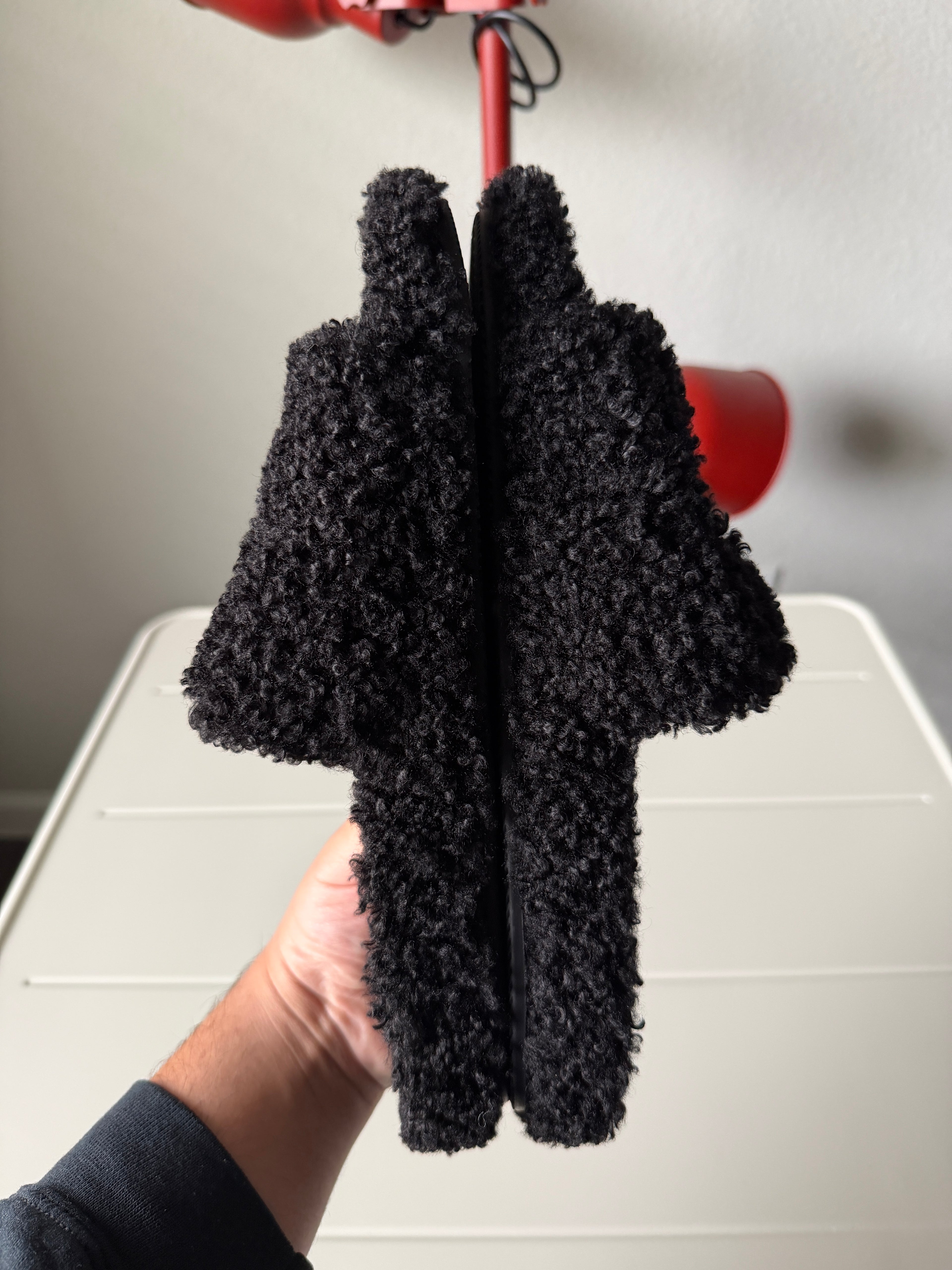 Balenciaga Paris City Fur Slides 41/8