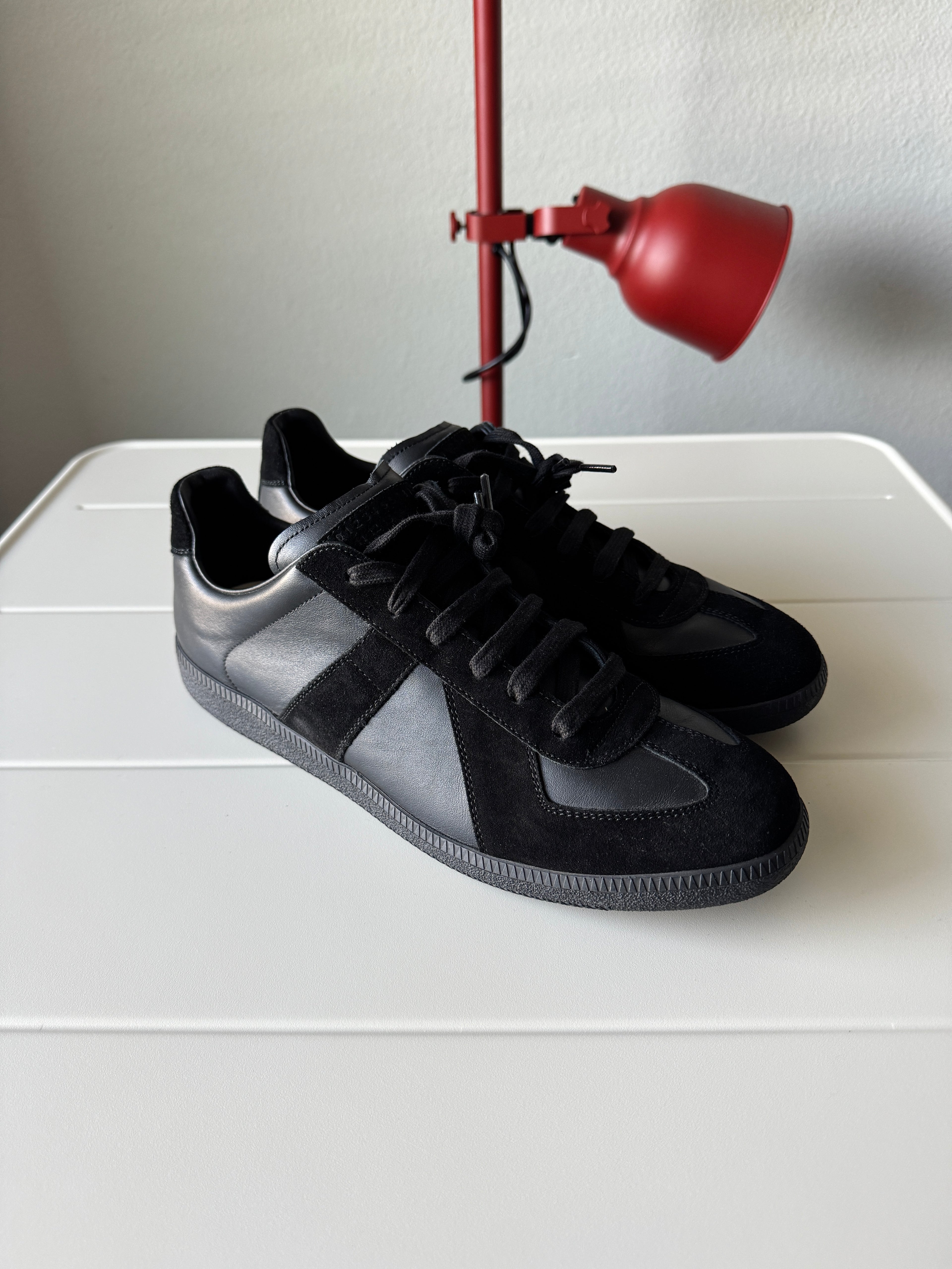 Maison Margiela Triple Black Gats 46/13