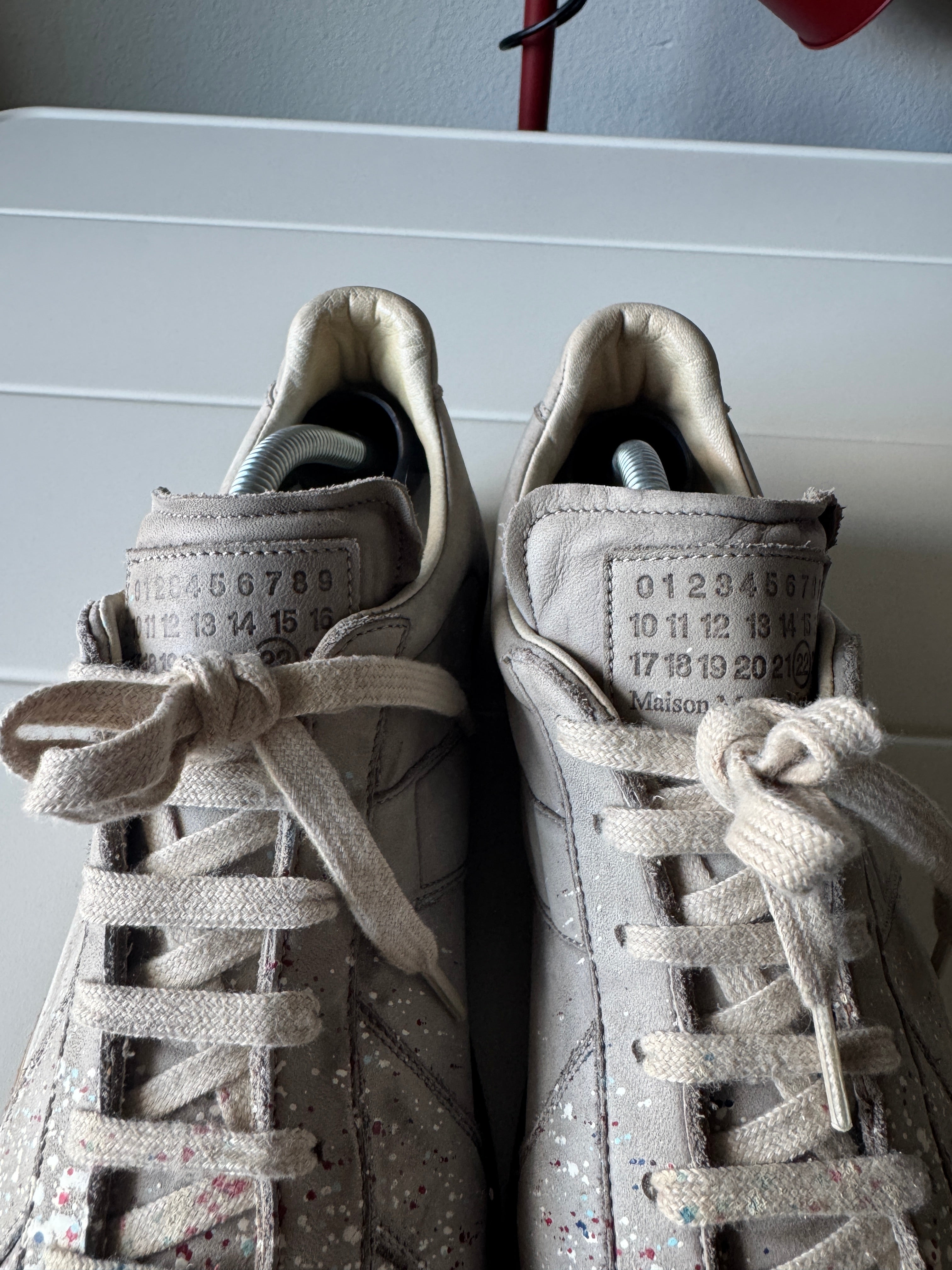 Maison Margiela grey Paint Splatter 43/10