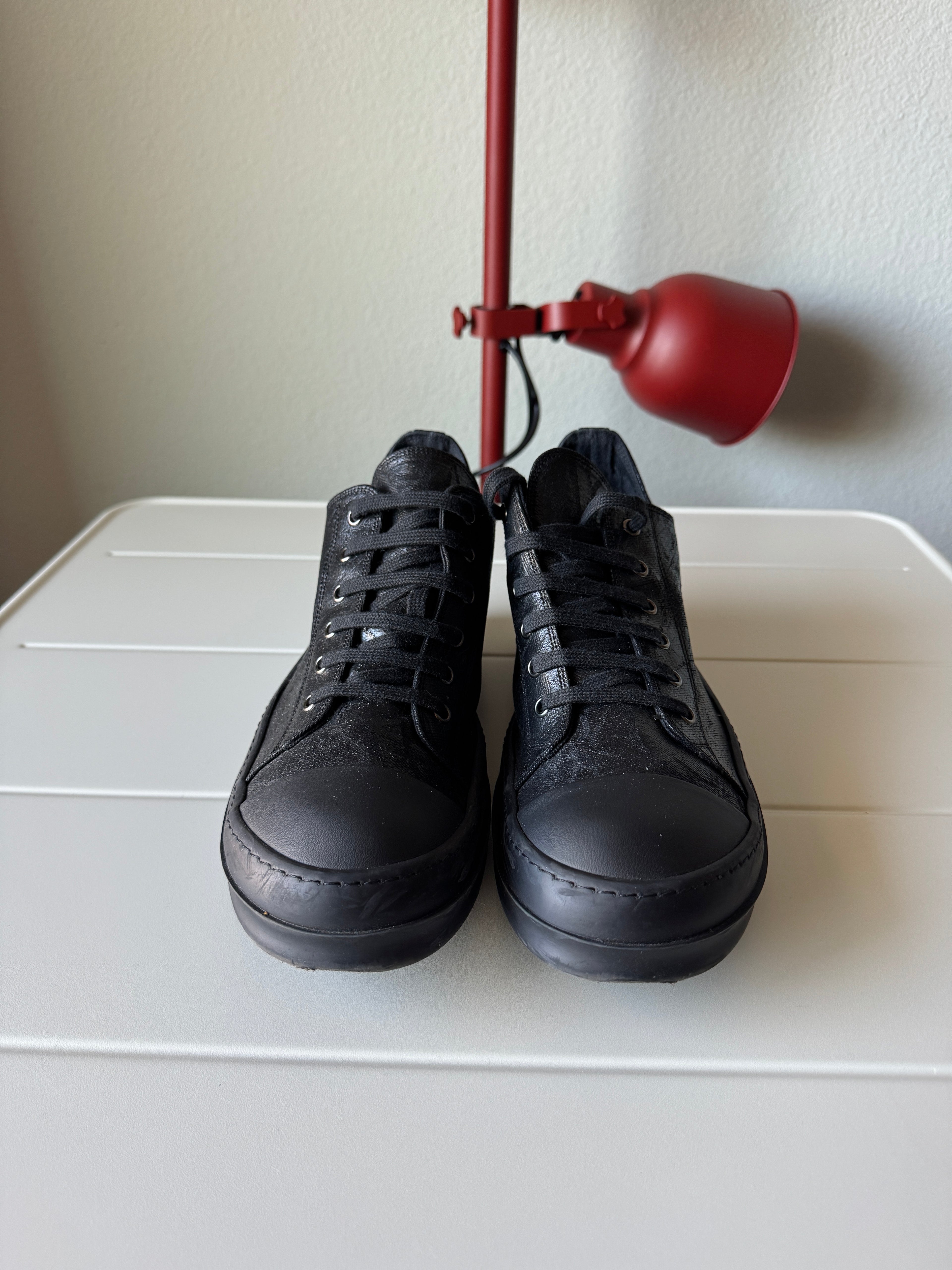 Rick Owens Triple Black Waxed Ramones 43/10