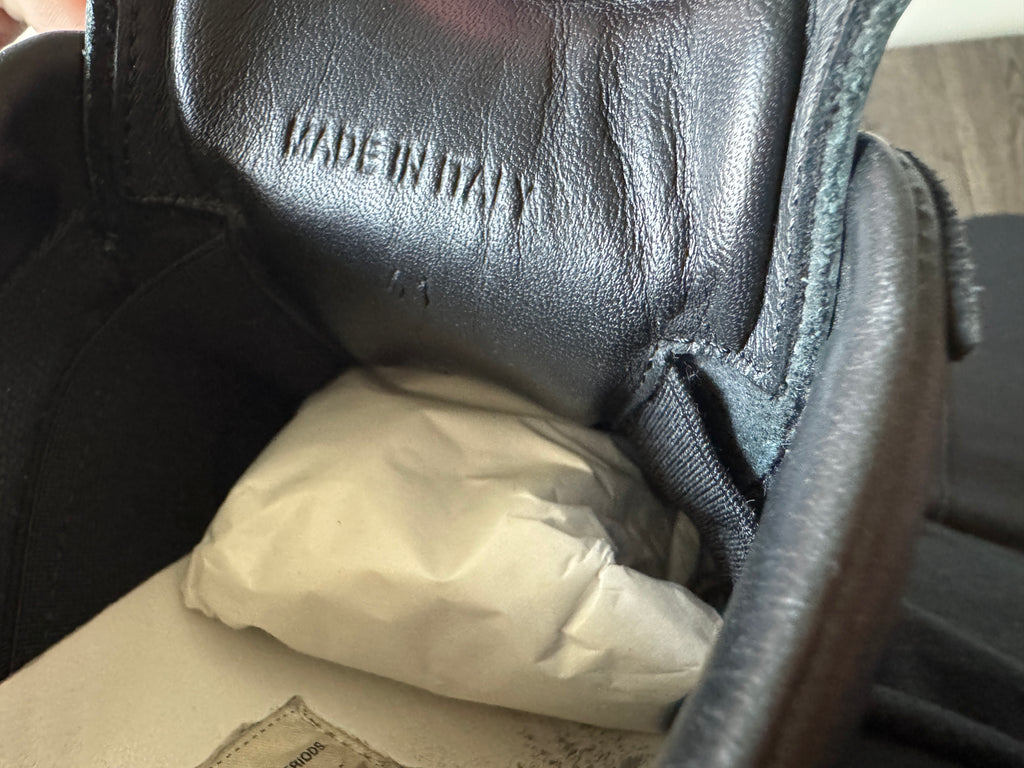 Maison Margiela Triple Black Gats 41/8