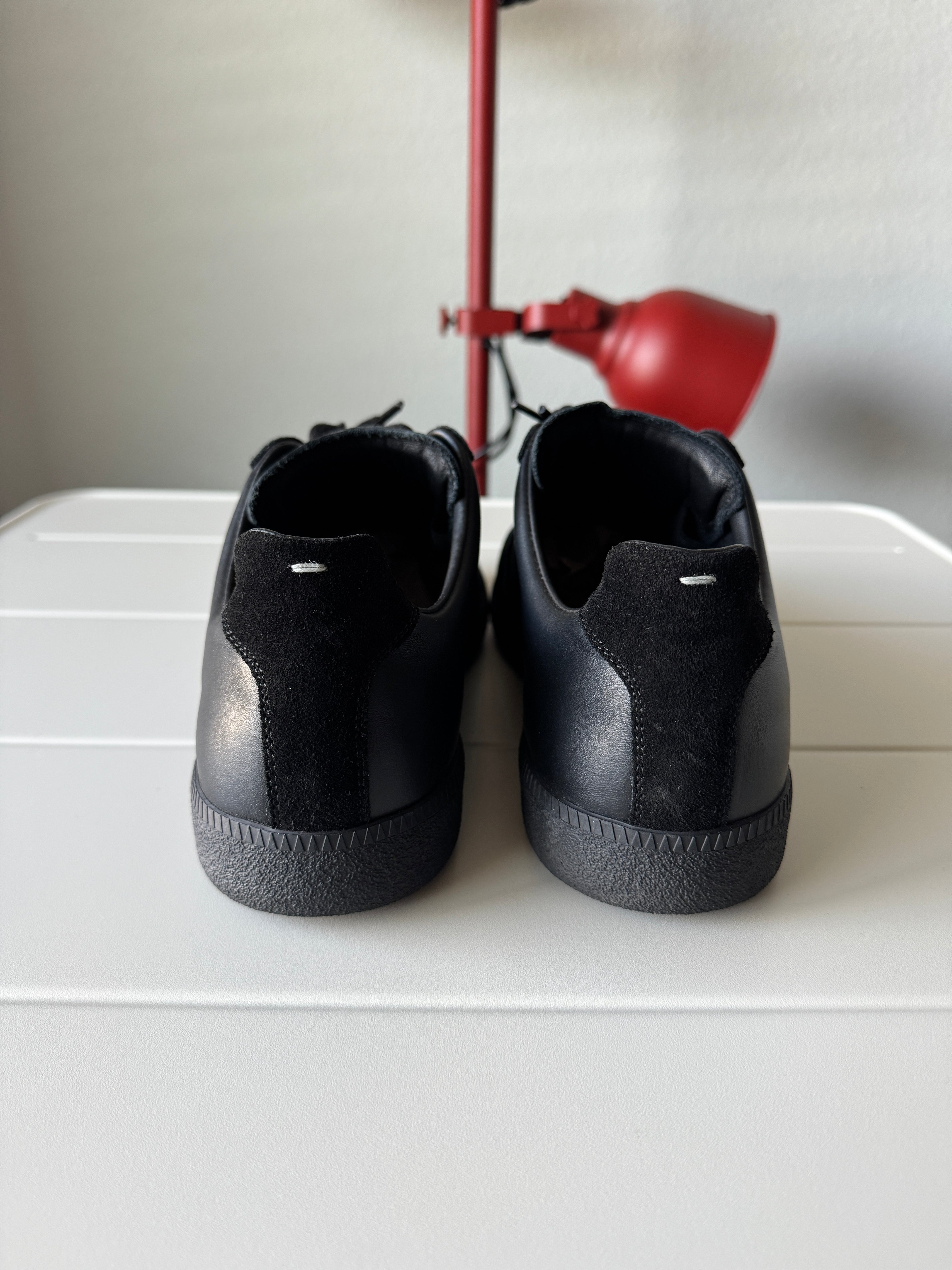 Maison Margiela Triple Black Gats 46/13